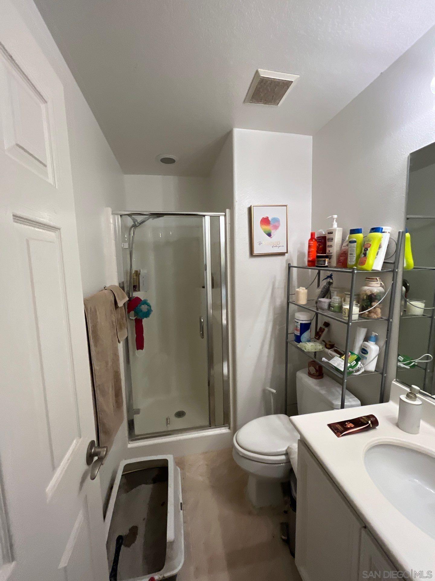 Detail Gallery Image 7 of 62 For 33845  Sattui St, Temecula,  CA 92592 - 6 Beds | 4/1 Baths