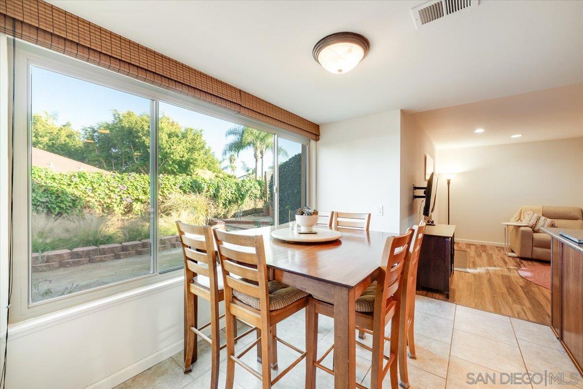 Detail Gallery Image 23 of 73 For 872  Oro Grande Street, Oceanside,  CA 92057 - 3 Beds | 2/1 Baths