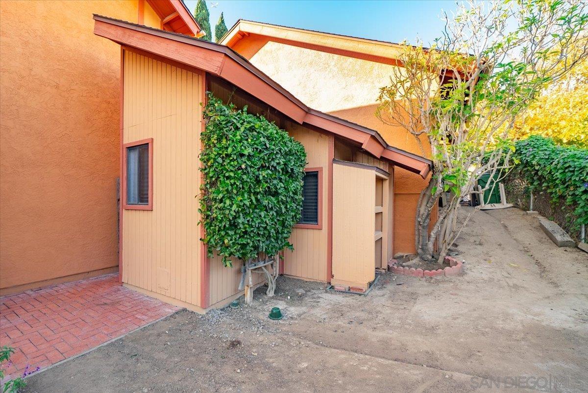 Detail Gallery Image 46 of 73 For 872  Oro Grande Street, Oceanside,  CA 92057 - 3 Beds | 2/1 Baths