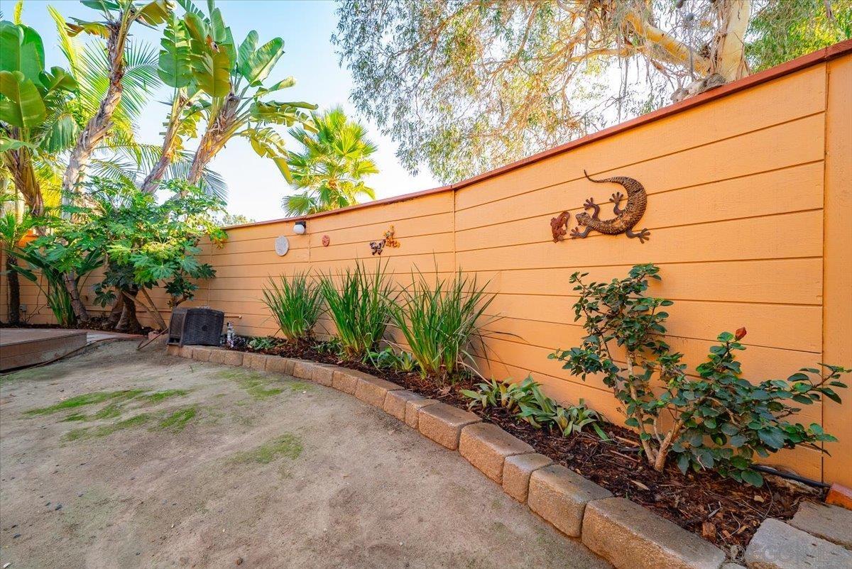 Detail Gallery Image 57 of 73 For 872  Oro Grande Street, Oceanside,  CA 92057 - 3 Beds | 2/1 Baths