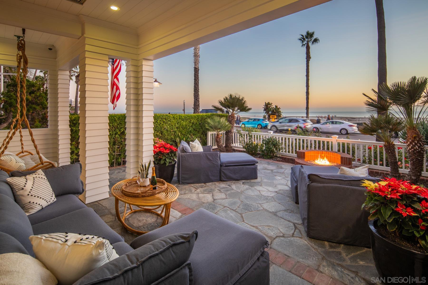 Detail Gallery Image 12 of 47 For 919  Ocean Blvd, Coronado,  CA 92118 - 5 Beds | 5 Baths