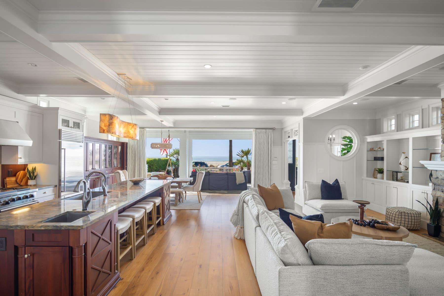 Detail Gallery Image 4 of 47 For 919  Ocean Blvd, Coronado,  CA 92118 - 5 Beds | 5 Baths