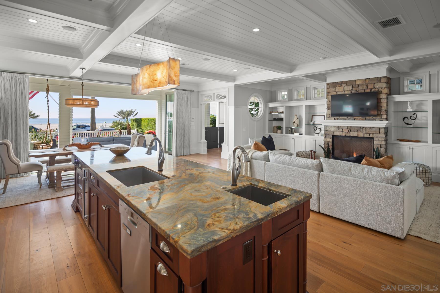 Detail Gallery Image 5 of 47 For 919  Ocean Blvd, Coronado,  CA 92118 - 5 Beds | 5 Baths