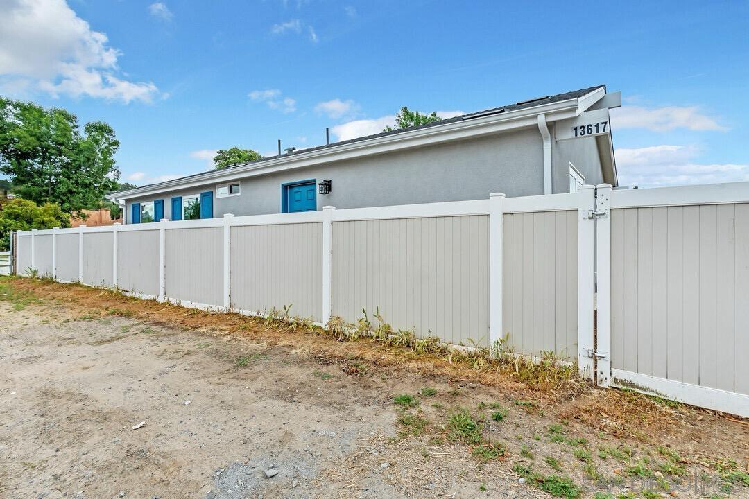 Detail Gallery Image 30 of 35 For 13617  Putney Rd, Poway,  CA 92064 - 2 Beds | 2 Baths