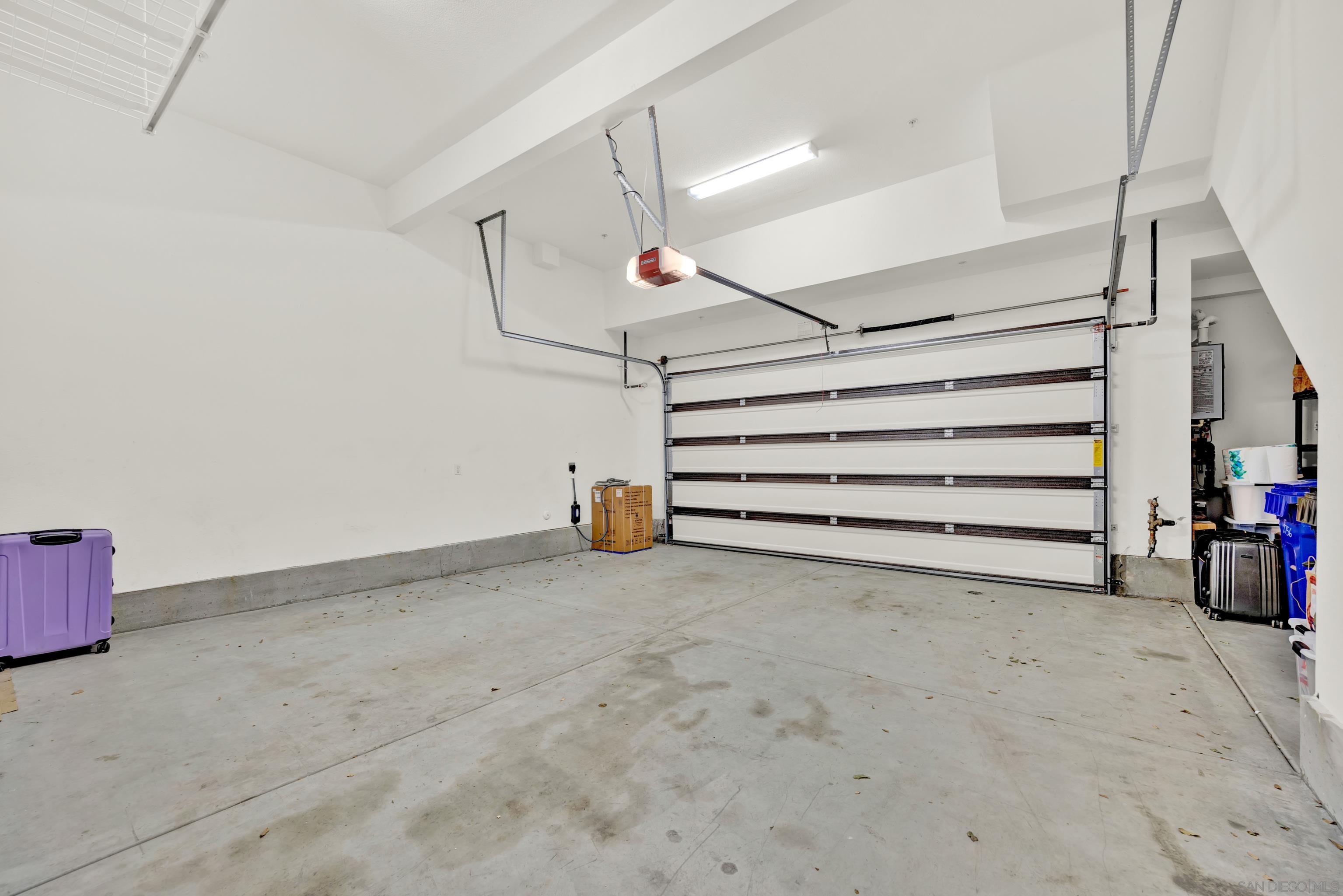 Detail Gallery Image 25 of 33 For 2756  via Alta Place, San Diego,  CA 92108 - 2 Beds | 2/1 Baths