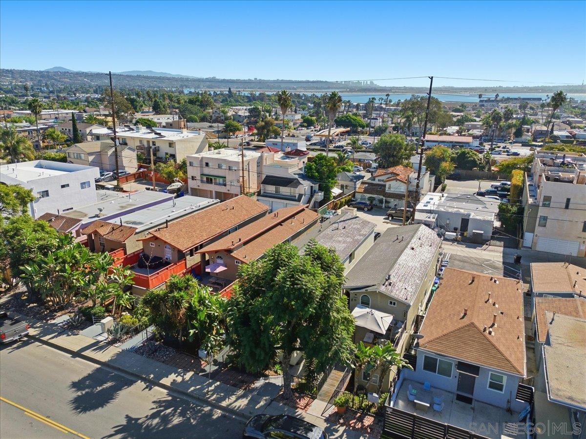 Detail Gallery Image 20 of 75 For 2033  Garnet Ave, San Diego,  CA 92109 - – Beds | – Baths