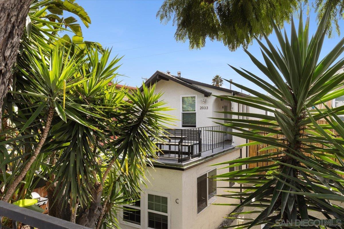 Detail Gallery Image 3 of 75 For 2033  Garnet Ave, San Diego,  CA 92109 - – Beds | – Baths