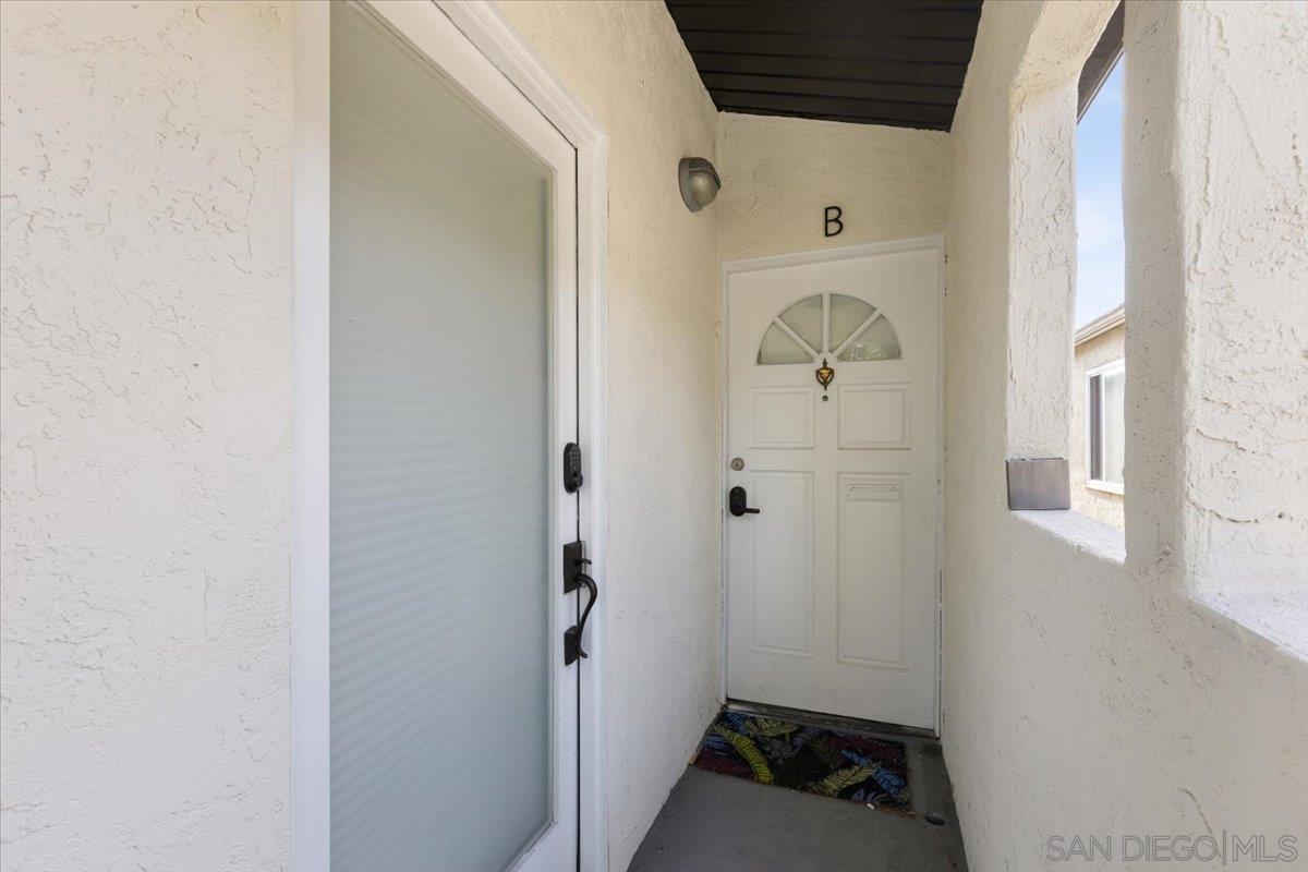 Detail Gallery Image 29 of 75 For 2033  Garnet Ave, San Diego,  CA 92109 - – Beds | – Baths