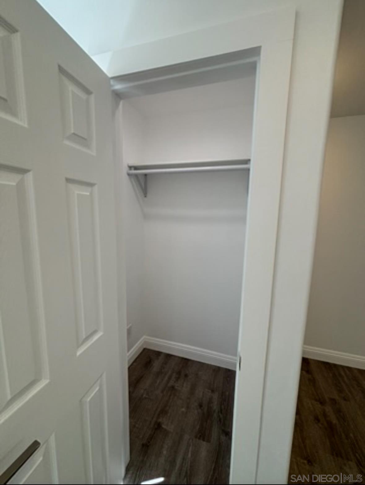 Detail Gallery Image 43 of 75 For 2033  Garnet Ave, San Diego,  CA 92109 - – Beds | – Baths