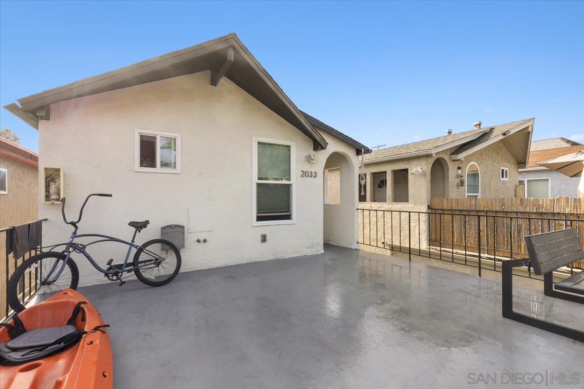 Detail Gallery Image 7 of 75 For 2033  Garnet Ave, San Diego,  CA 92109 - – Beds | – Baths