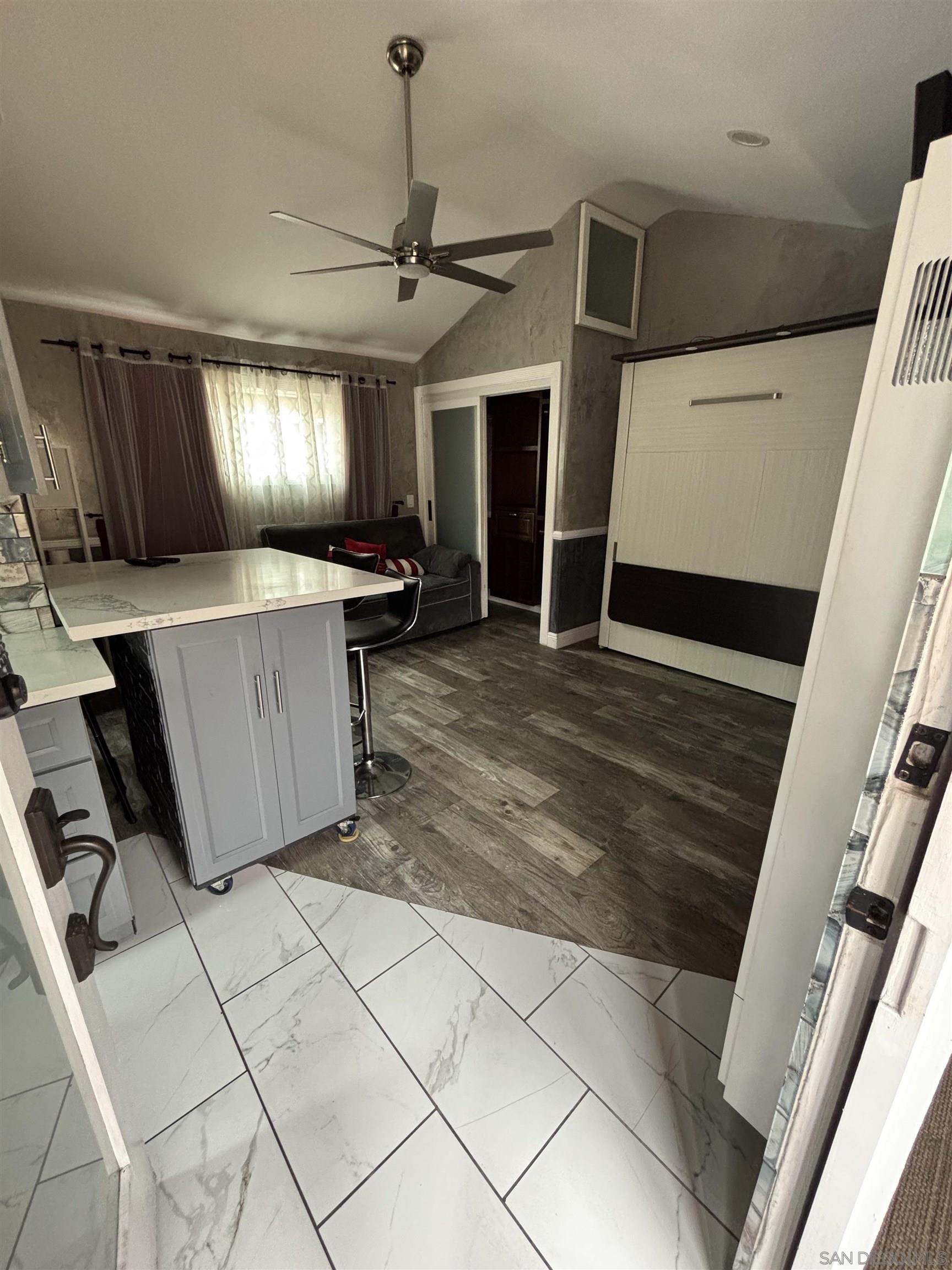 Detail Gallery Image 64 of 75 For 2033  Garnet Ave, San Diego,  CA 92109 - – Beds | – Baths