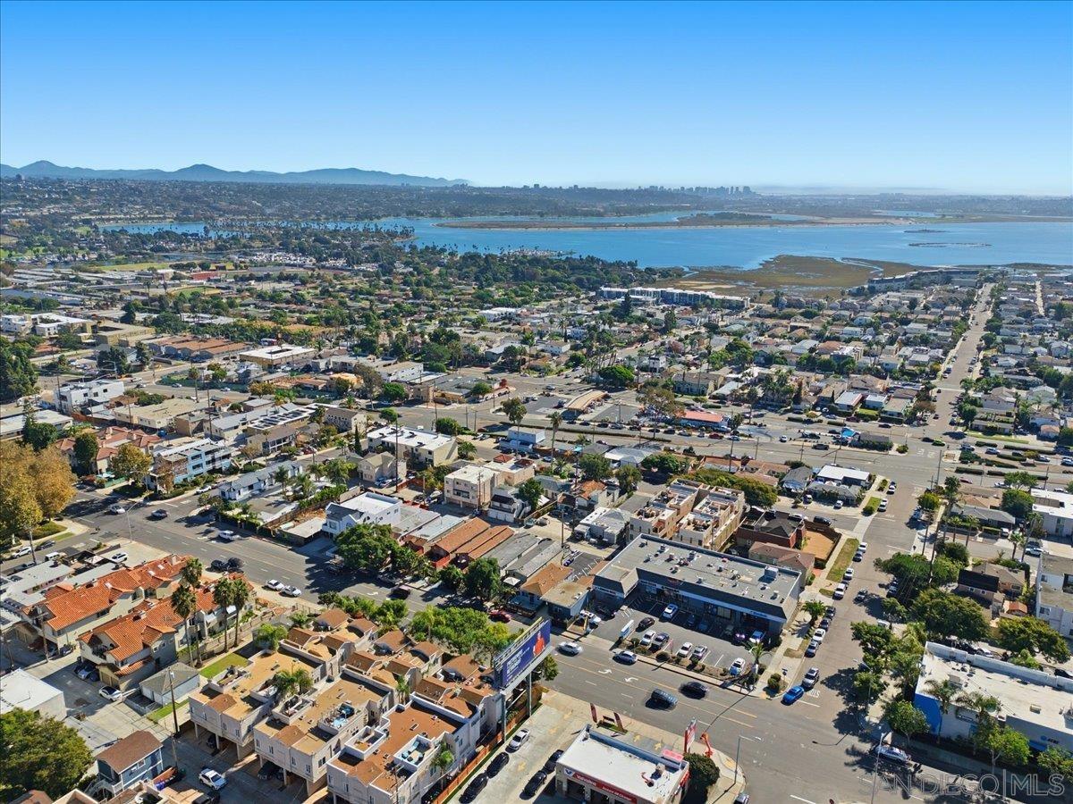 Detail Gallery Image 74 of 75 For 2033  Garnet Ave, San Diego,  CA 92109 - – Beds | – Baths