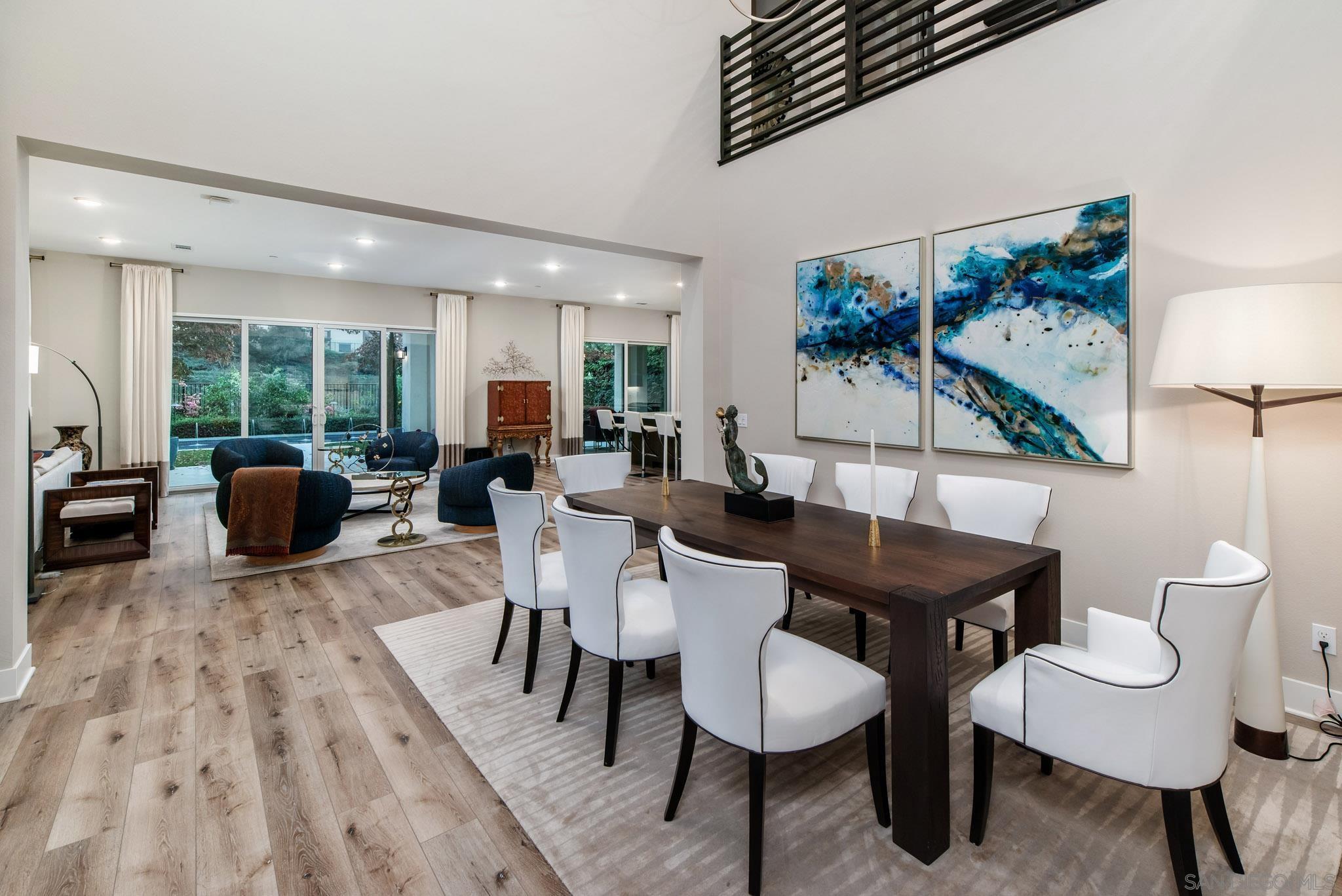 Detail Gallery Image 17 of 66 For 6203  Sunrose Crest Way, San Diego,  CA 92130 - 5 Beds | 5/1 Baths