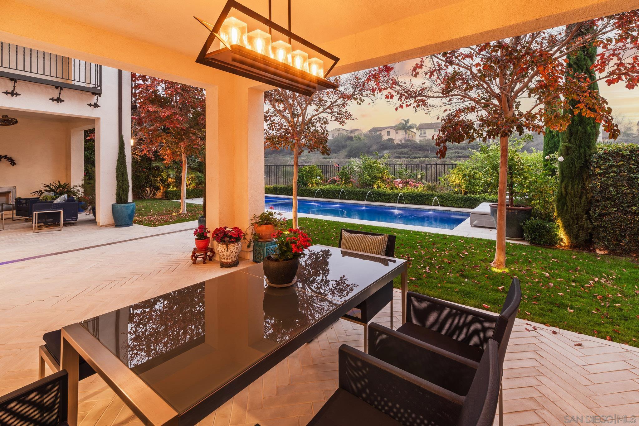 Detail Gallery Image 46 of 66 For 6203  Sunrose Crest Way, San Diego,  CA 92130 - 5 Beds | 5/1 Baths