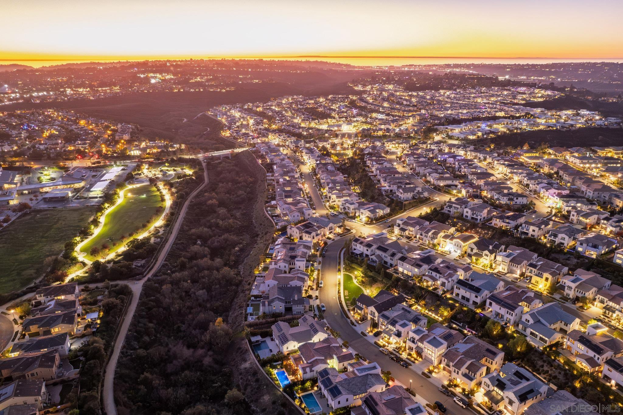Detail Gallery Image 56 of 66 For 6203  Sunrose Crest Way, San Diego,  CA 92130 - 5 Beds | 5/1 Baths