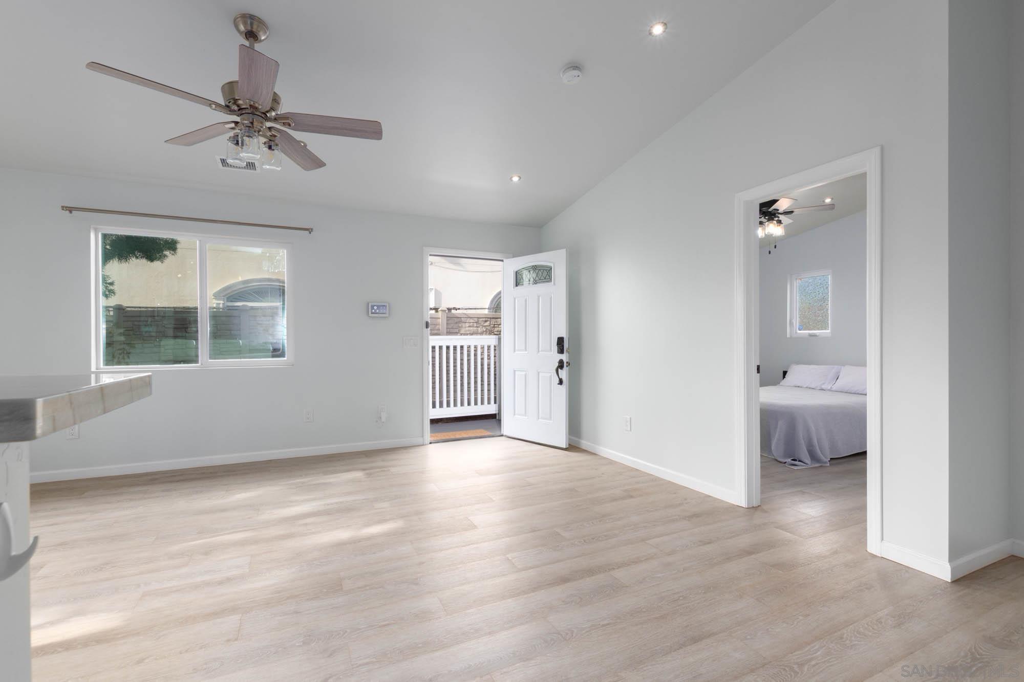 Detail Gallery Image 32 of 50 For 1718-1720  Westinghouse St, San Diego,  CA 92111 - 3 Beds | 3 Baths