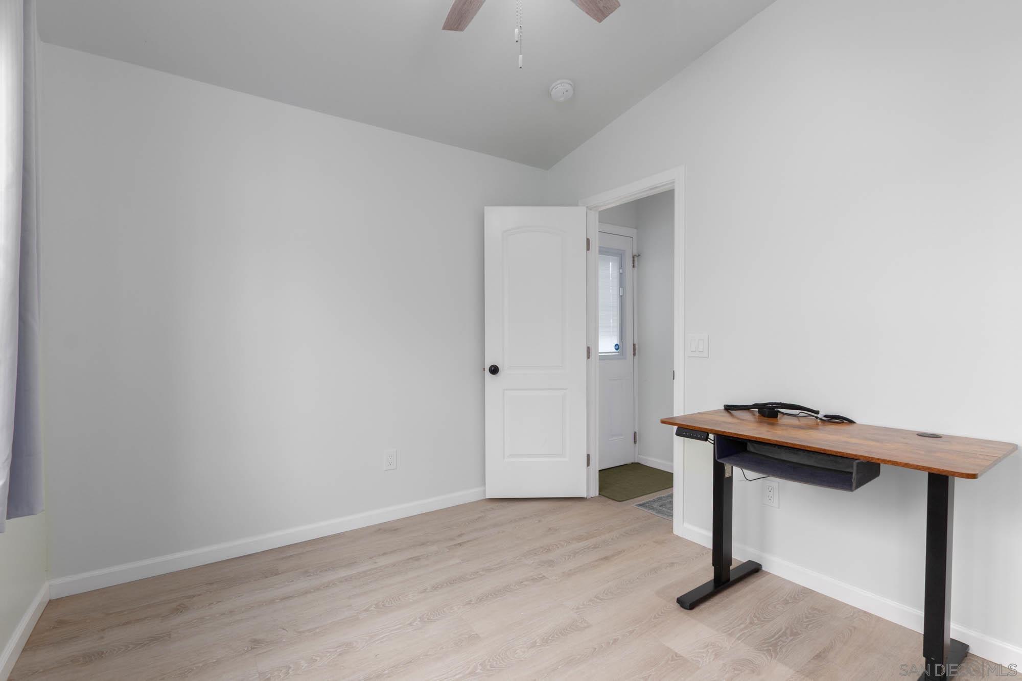 Detail Gallery Image 37 of 50 For 1718-1720  Westinghouse St, San Diego,  CA 92111 - 3 Beds | 3 Baths