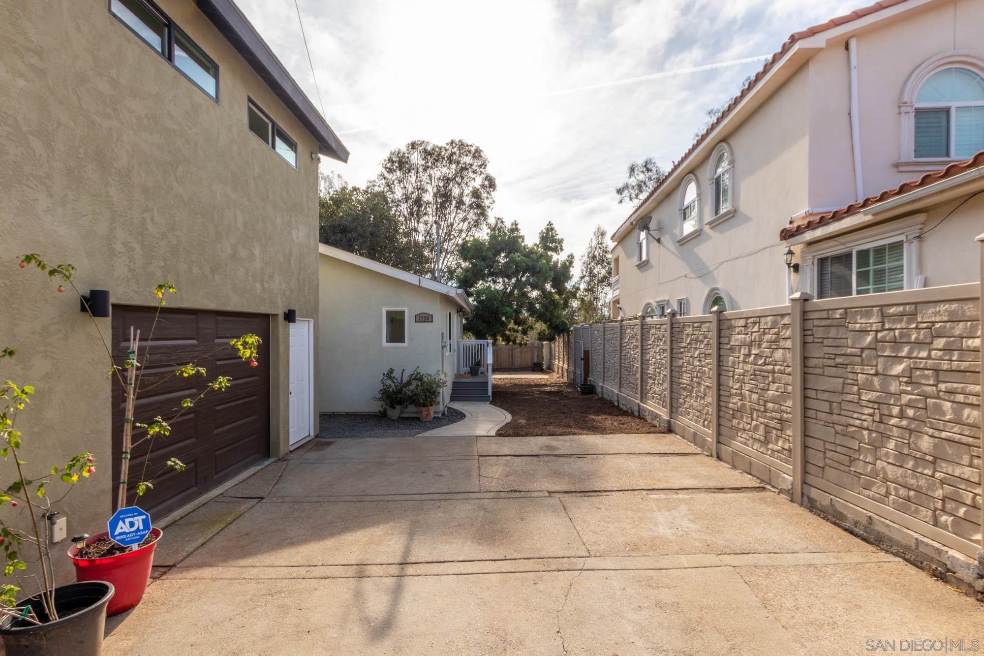 Detail Gallery Image 49 of 50 For 1718-1720  Westinghouse St, San Diego,  CA 92111 - 3 Beds | 3 Baths