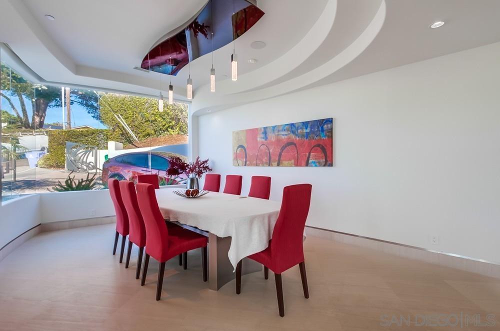 Detail Gallery Image 15 of 62 For 6125  Terryhill Dr, La Jolla,  CA 92037 - 5 Beds | 6/1 Baths