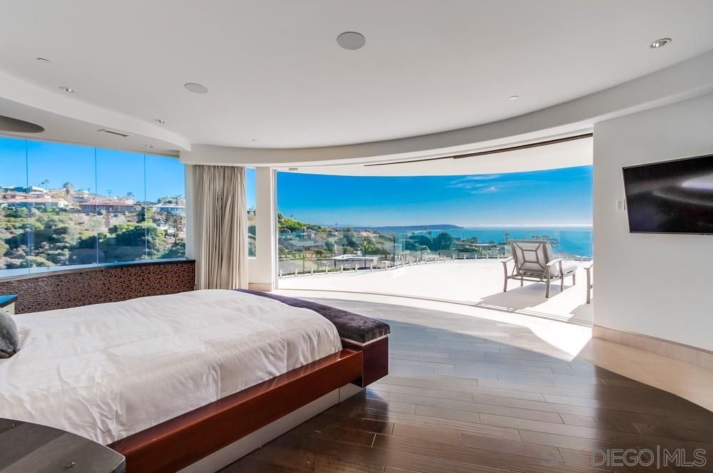 Detail Gallery Image 27 of 62 For 6125  Terryhill Dr, La Jolla,  CA 92037 - 5 Beds | 6/1 Baths