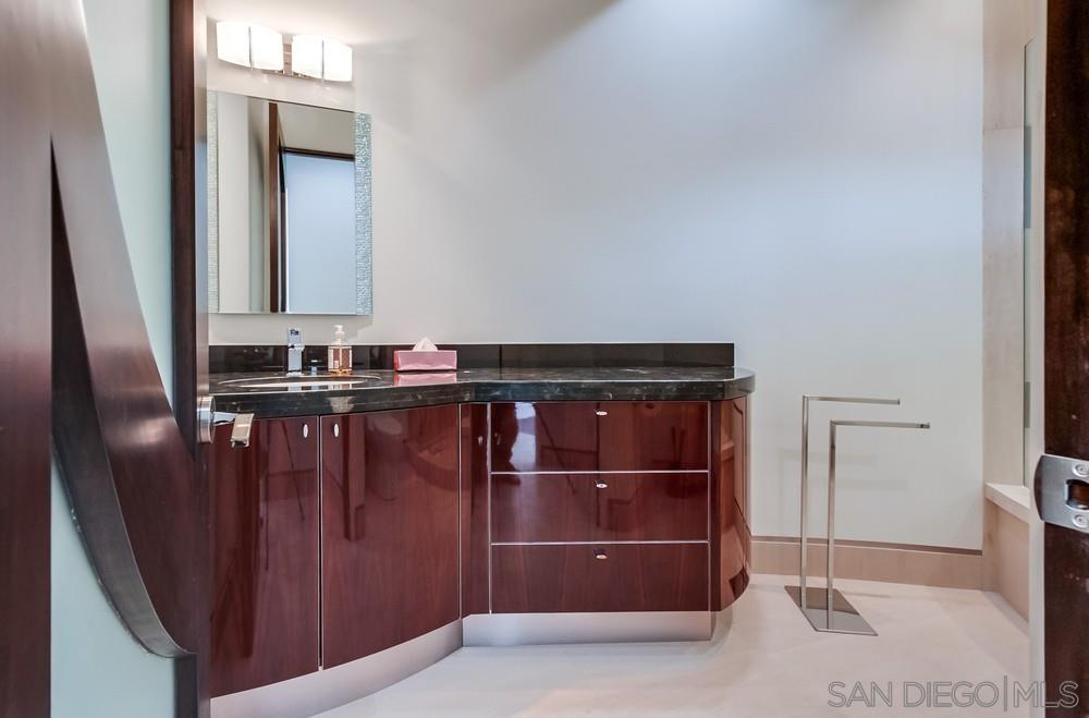 Detail Gallery Image 45 of 62 For 6125  Terryhill Dr, La Jolla,  CA 92037 - 5 Beds | 6/1 Baths