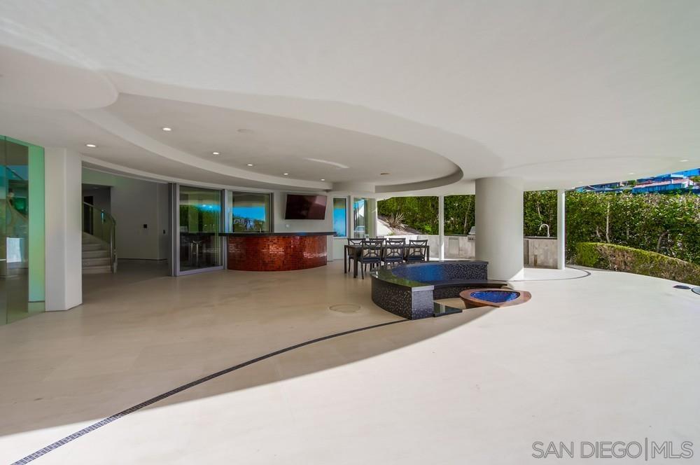 Detail Gallery Image 55 of 62 For 6125  Terryhill Dr, La Jolla,  CA 92037 - 5 Beds | 6/1 Baths