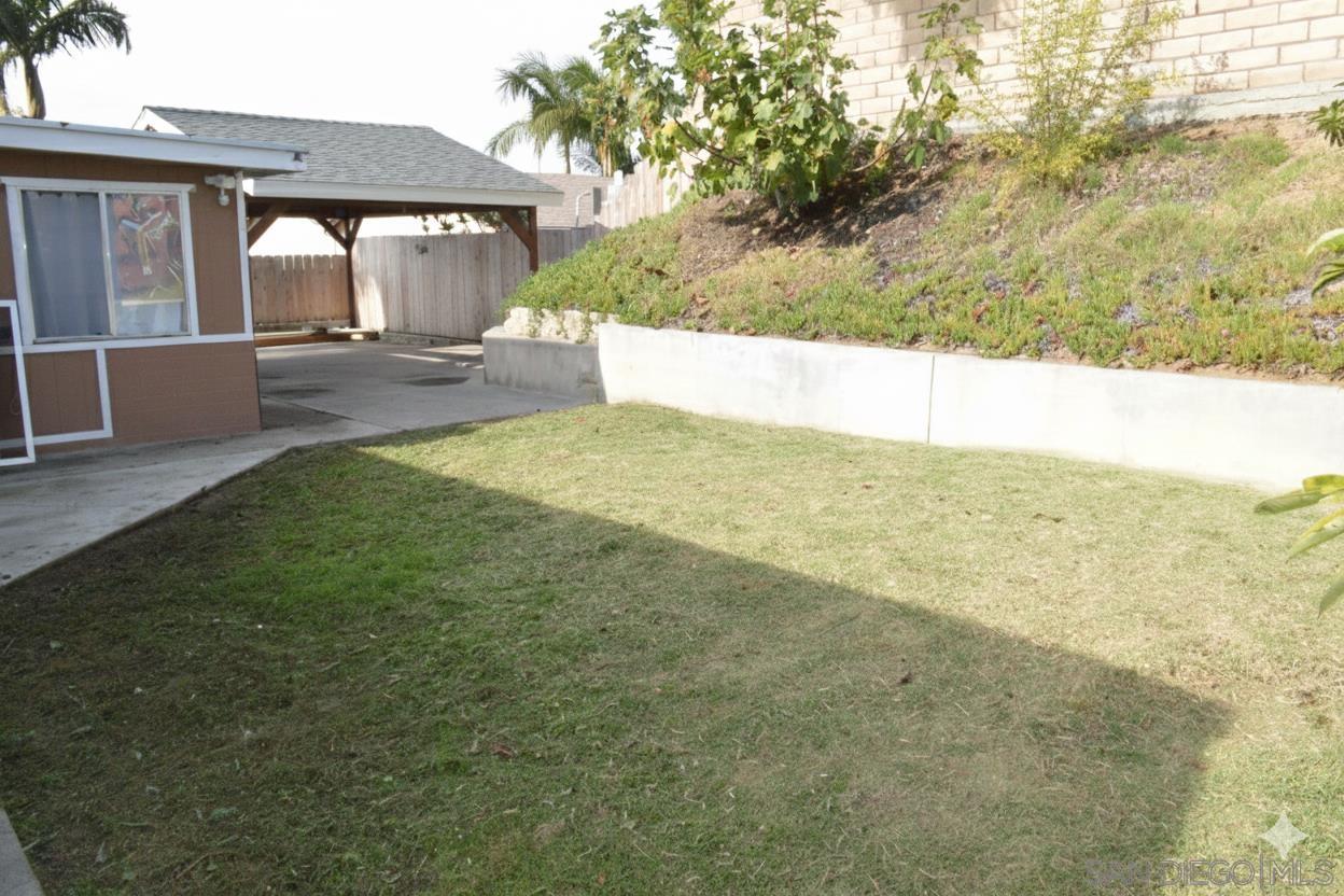 Detail Gallery Image 14 of 21 For 433  Thrush St., Chula Vista,  CA 91911 - 5 Beds | 2 Baths