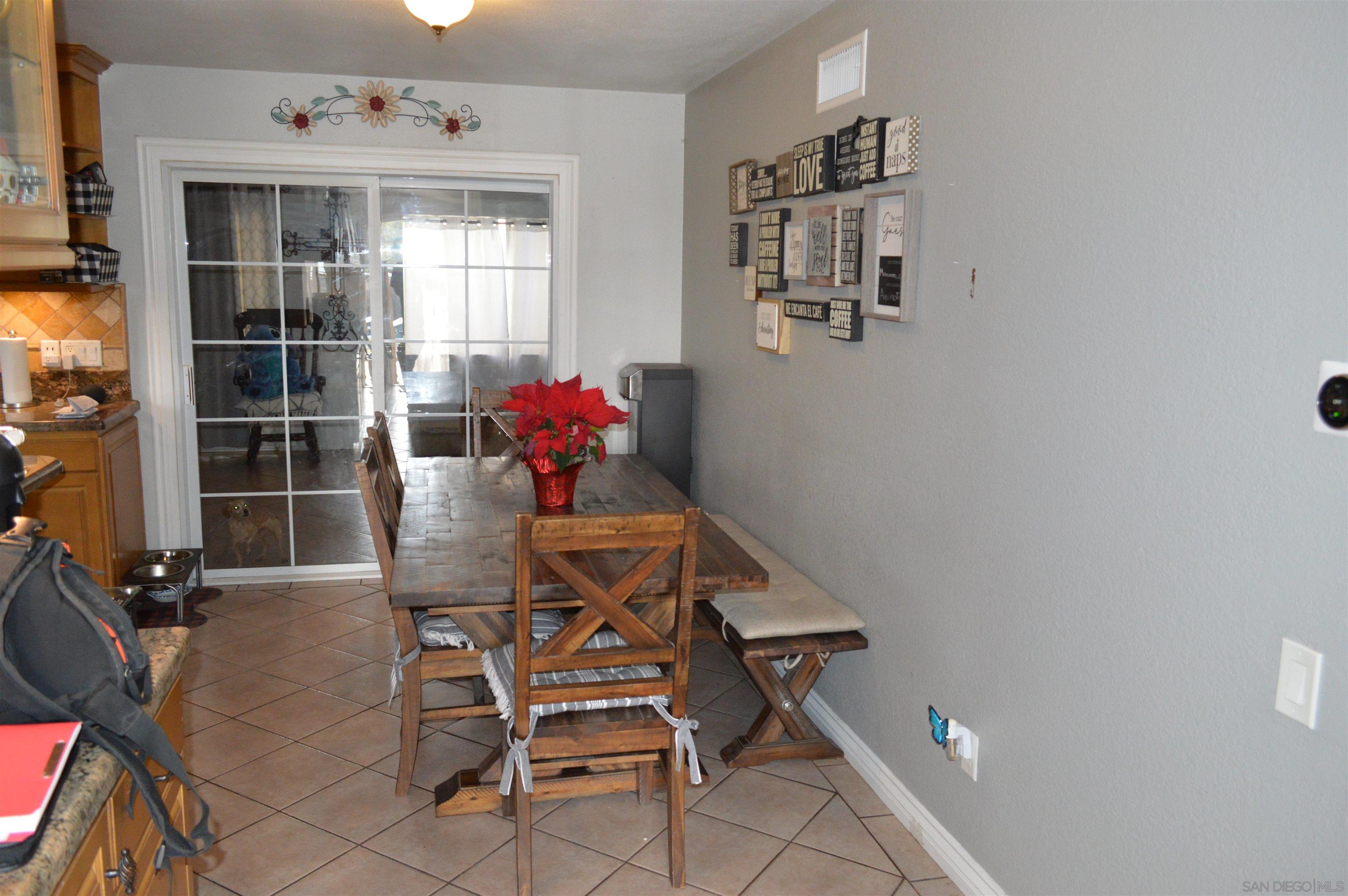 Detail Gallery Image 9 of 21 For 433  Thrush St., Chula Vista,  CA 91911 - 5 Beds | 2 Baths