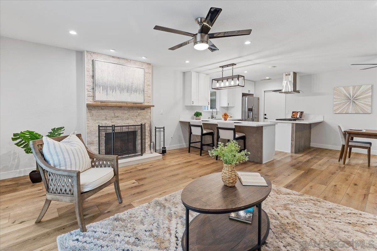 Detail Gallery Image 14 of 37 For 9737  Roe Dr, Santee,  CA 92071 - 4 Beds | 2 Baths