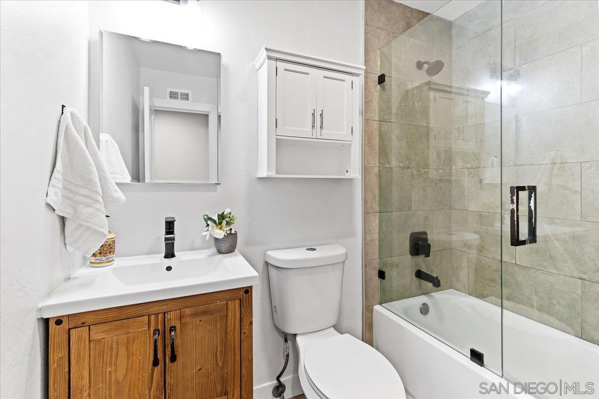 Detail Gallery Image 26 of 37 For 9737  Roe Dr, Santee,  CA 92071 - 4 Beds | 2 Baths