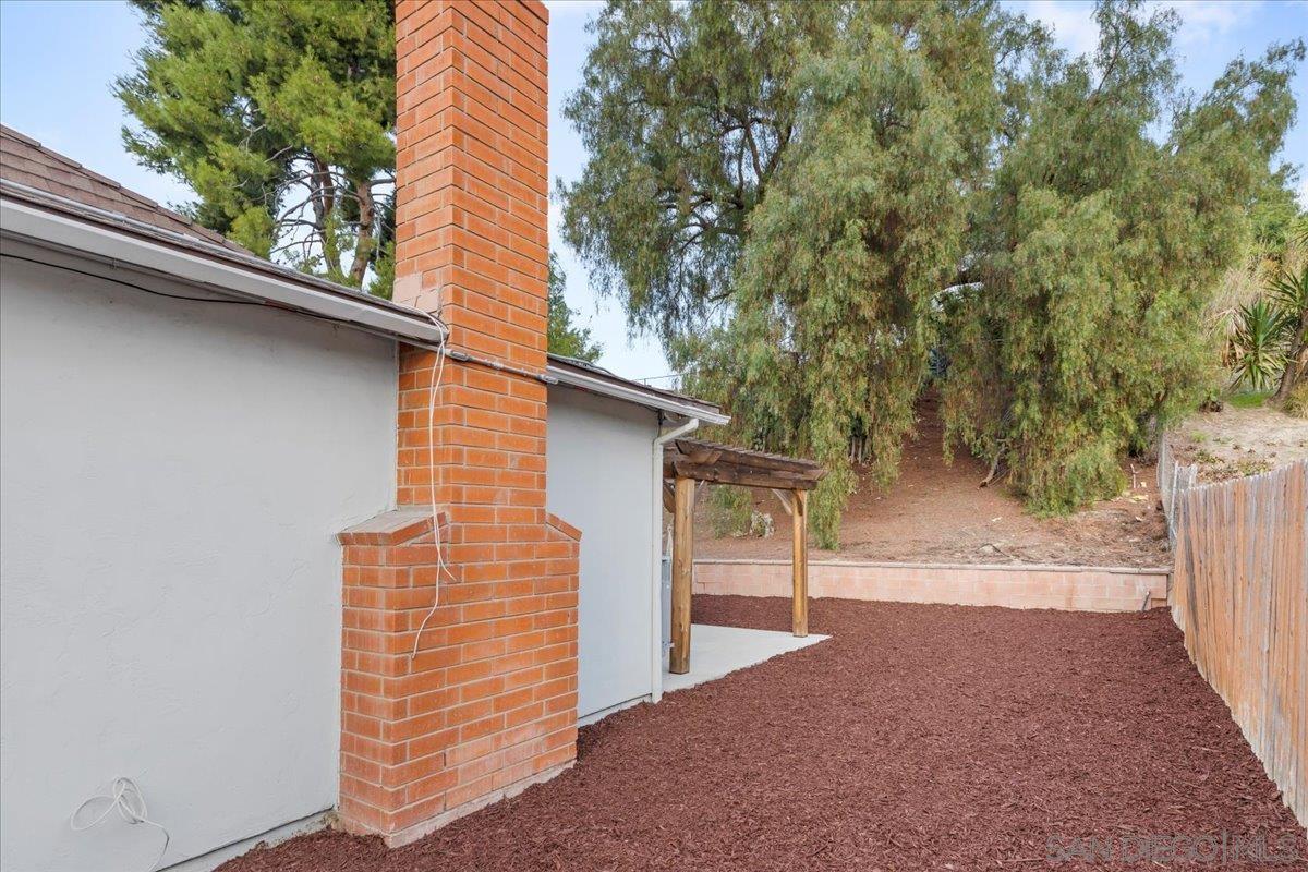 Detail Gallery Image 33 of 37 For 9737  Roe Dr, Santee,  CA 92071 - 4 Beds | 2 Baths