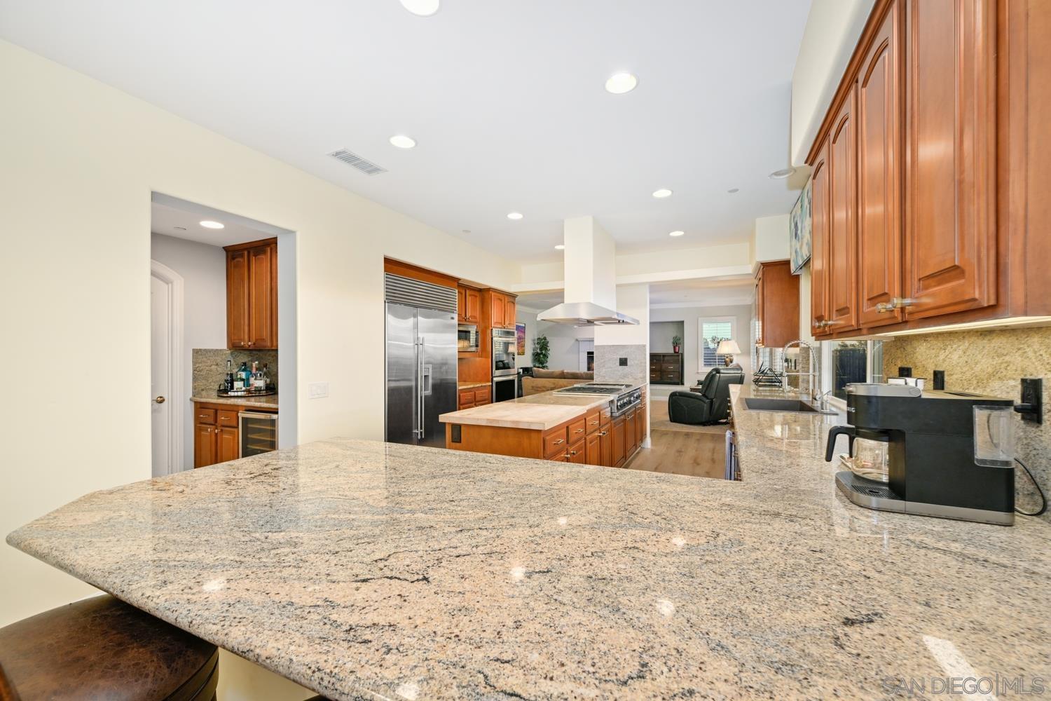 Detail Gallery Image 14 of 63 For 29190  Crystal Ridge Ct, Escondido,  CA 92026 - 5 Beds | 3/1 Baths