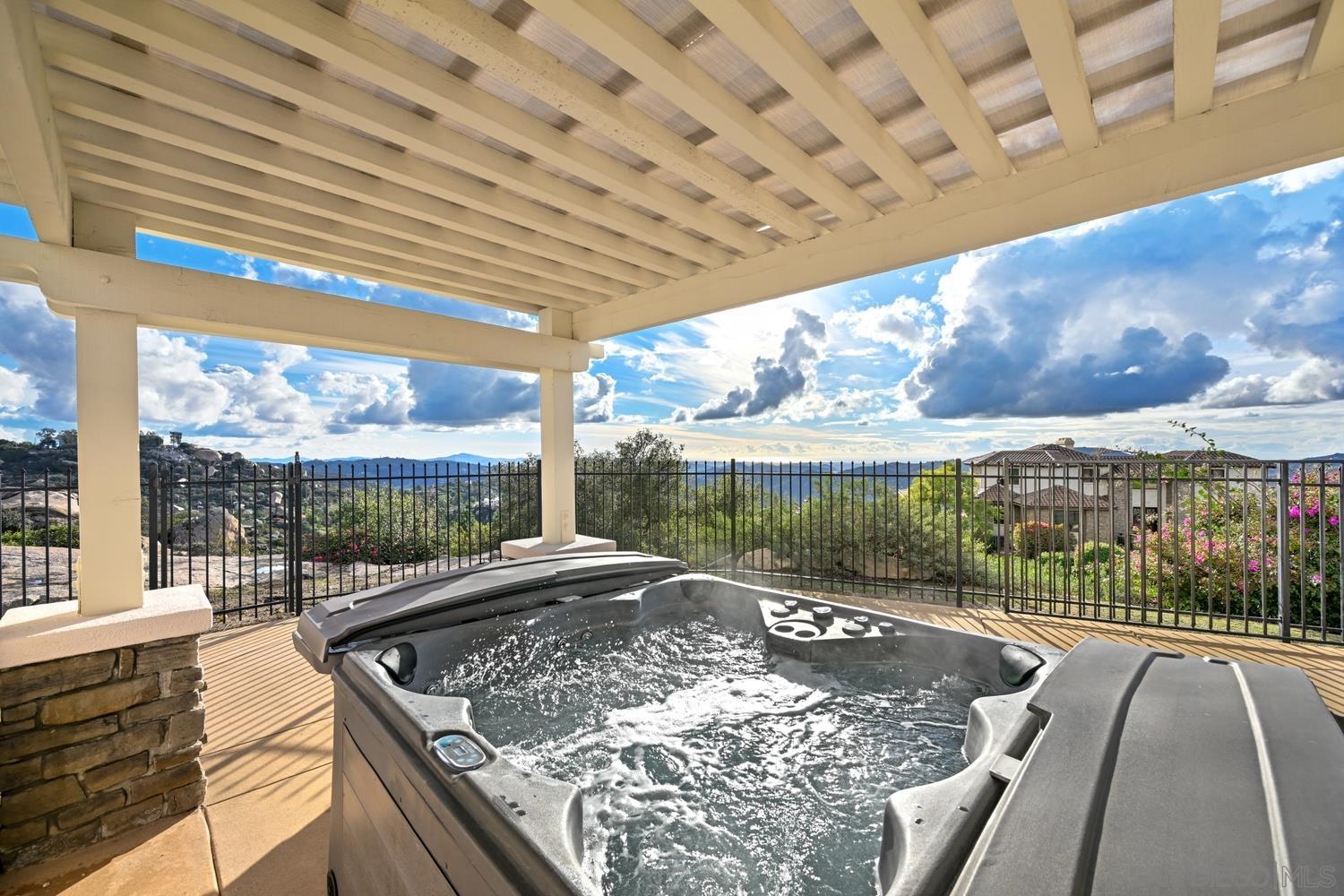 Detail Gallery Image 36 of 63 For 29190  Crystal Ridge Ct, Escondido,  CA 92026 - 5 Beds | 3/1 Baths