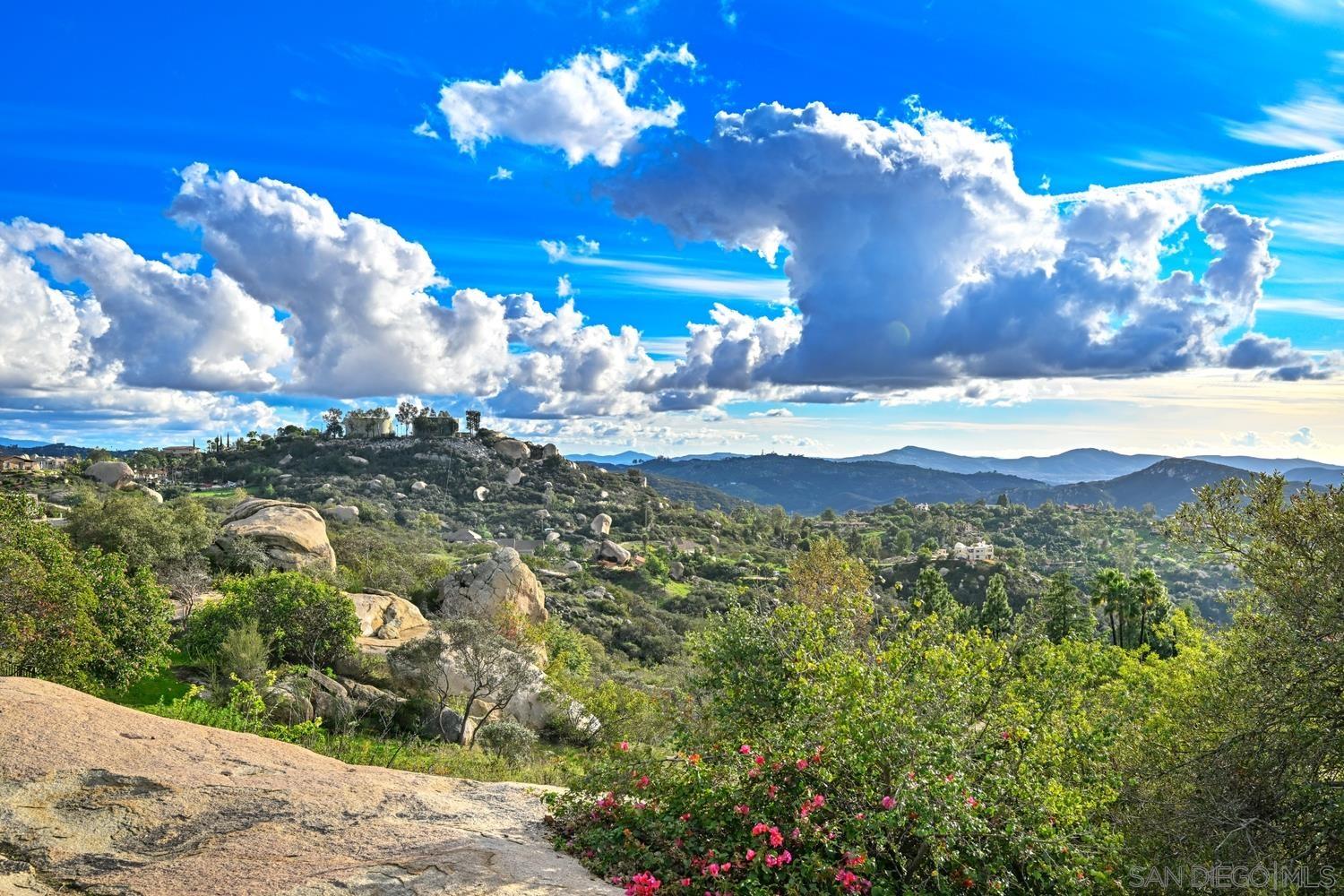 Detail Gallery Image 37 of 63 For 29190  Crystal Ridge Ct, Escondido,  CA 92026 - 5 Beds | 3/1 Baths