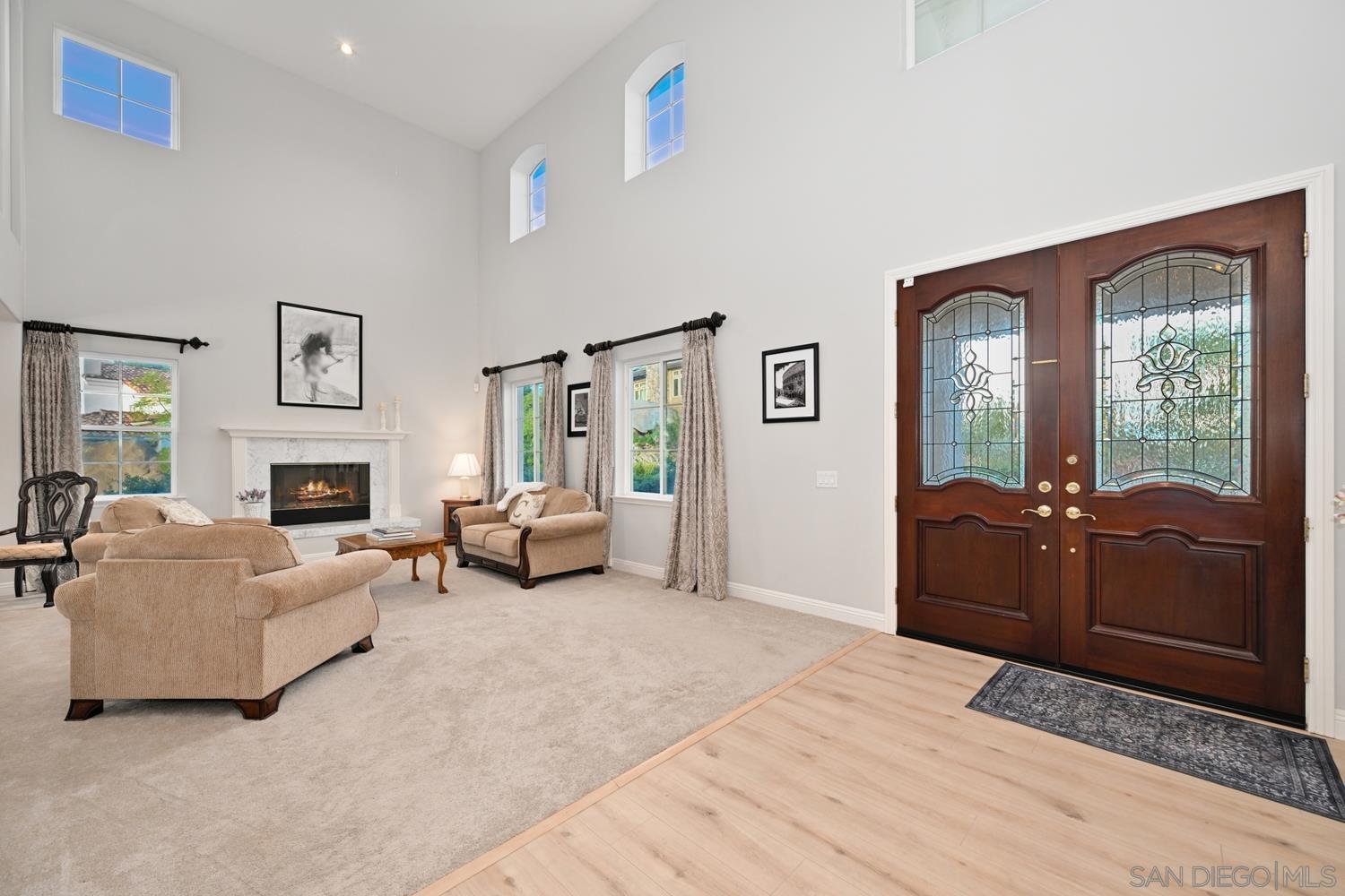 Detail Gallery Image 5 of 63 For 29190  Crystal Ridge Ct, Escondido,  CA 92026 - 5 Beds | 3/1 Baths