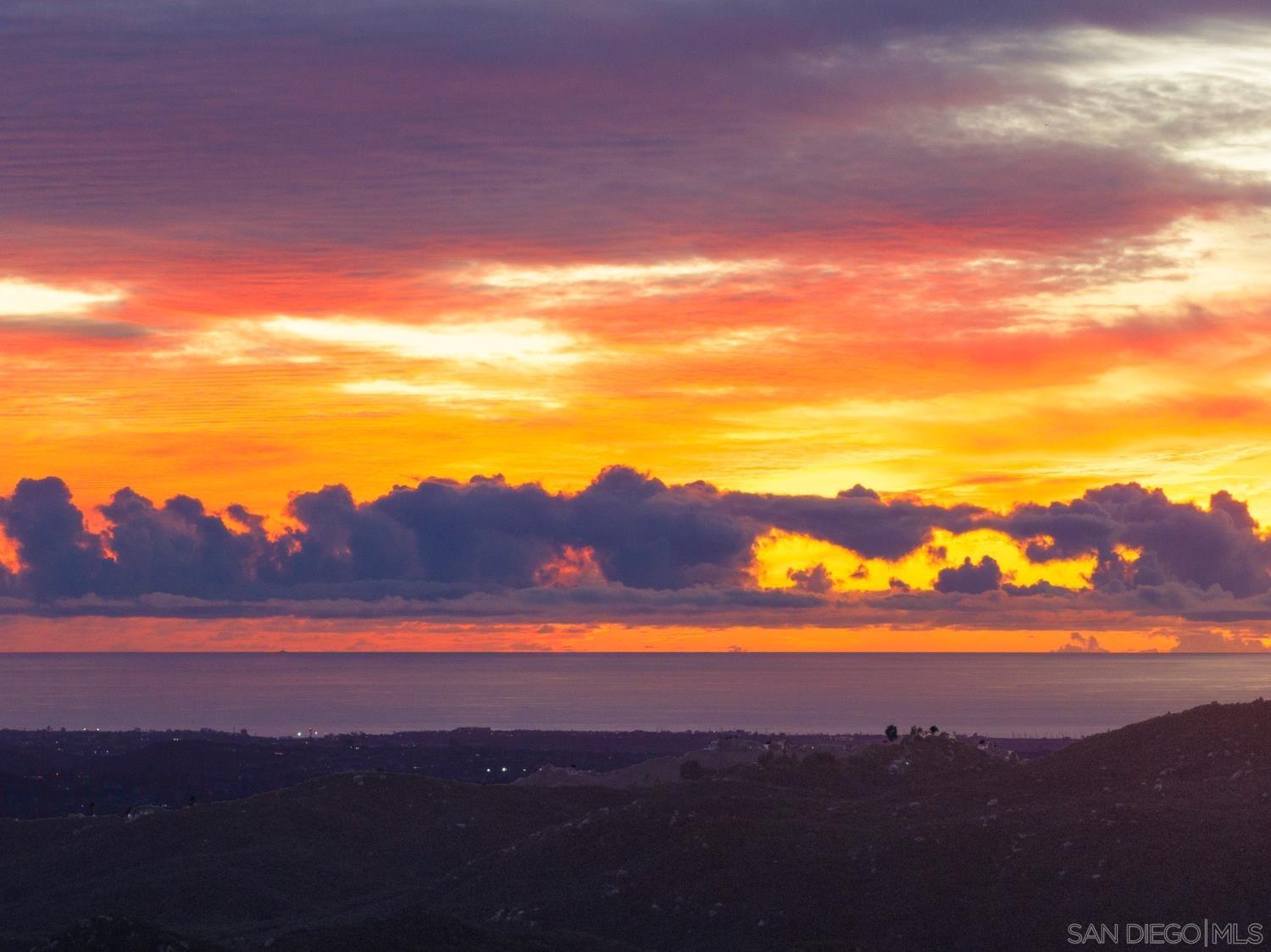 Detail Gallery Image 55 of 63 For 29190  Crystal Ridge Ct, Escondido,  CA 92026 - 5 Beds | 3/1 Baths