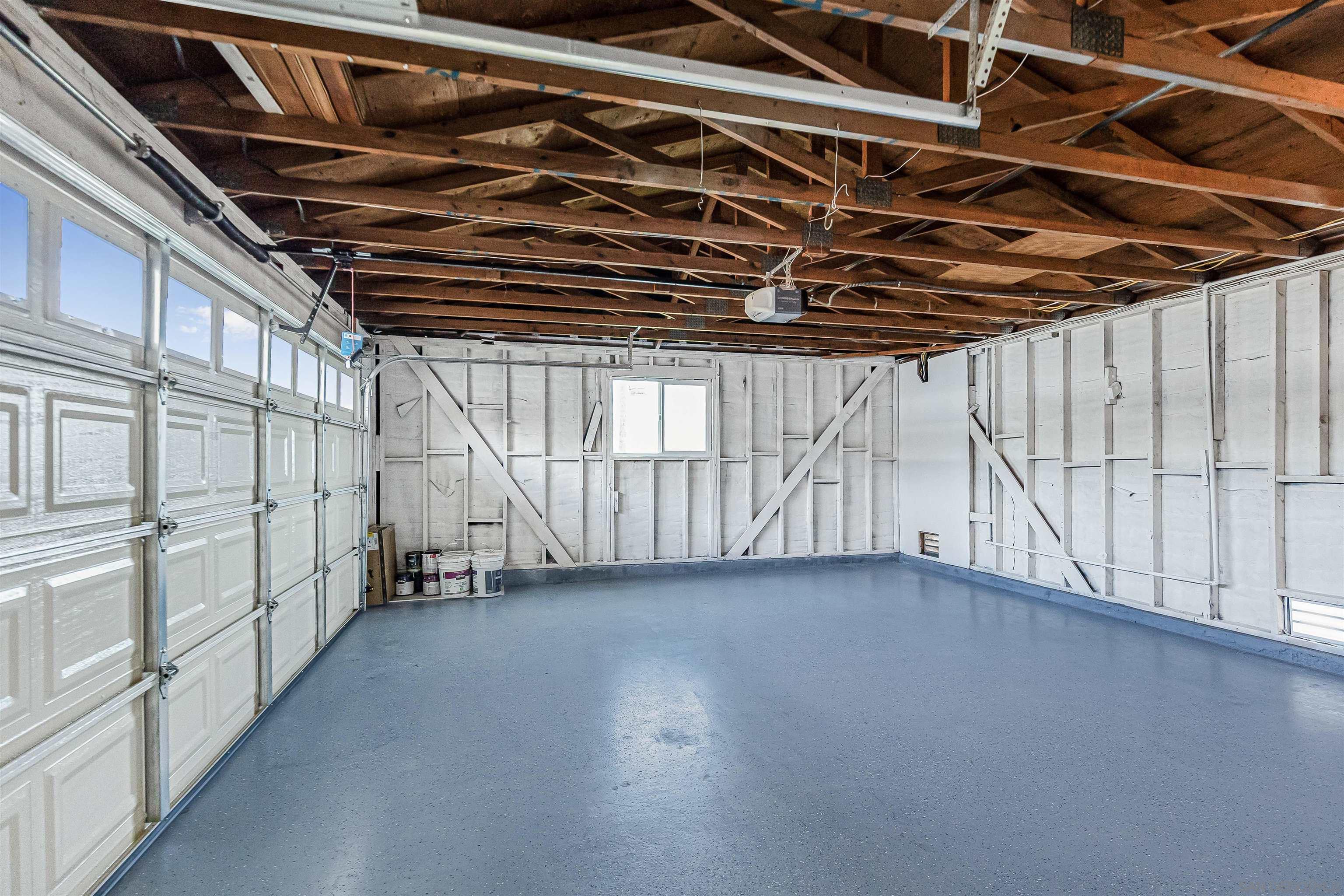 Detail Gallery Image 25 of 28 For 4820  Siesta Dr, Oceanside,  CA 92057 - 3 Beds | 2 Baths