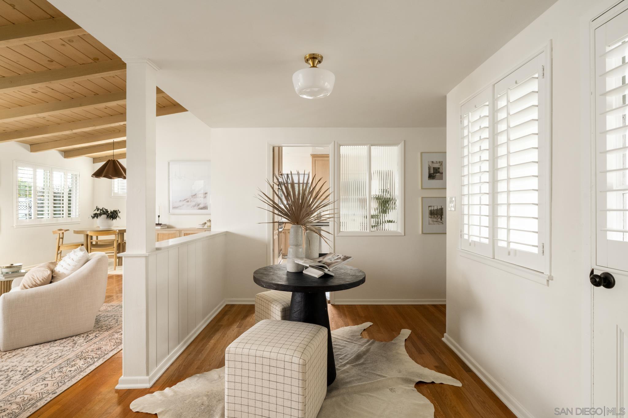 Detail Gallery Image 2 of 23 For 4993  February St, San Diego,  CA 92110 - 3 Beds | 2 Baths