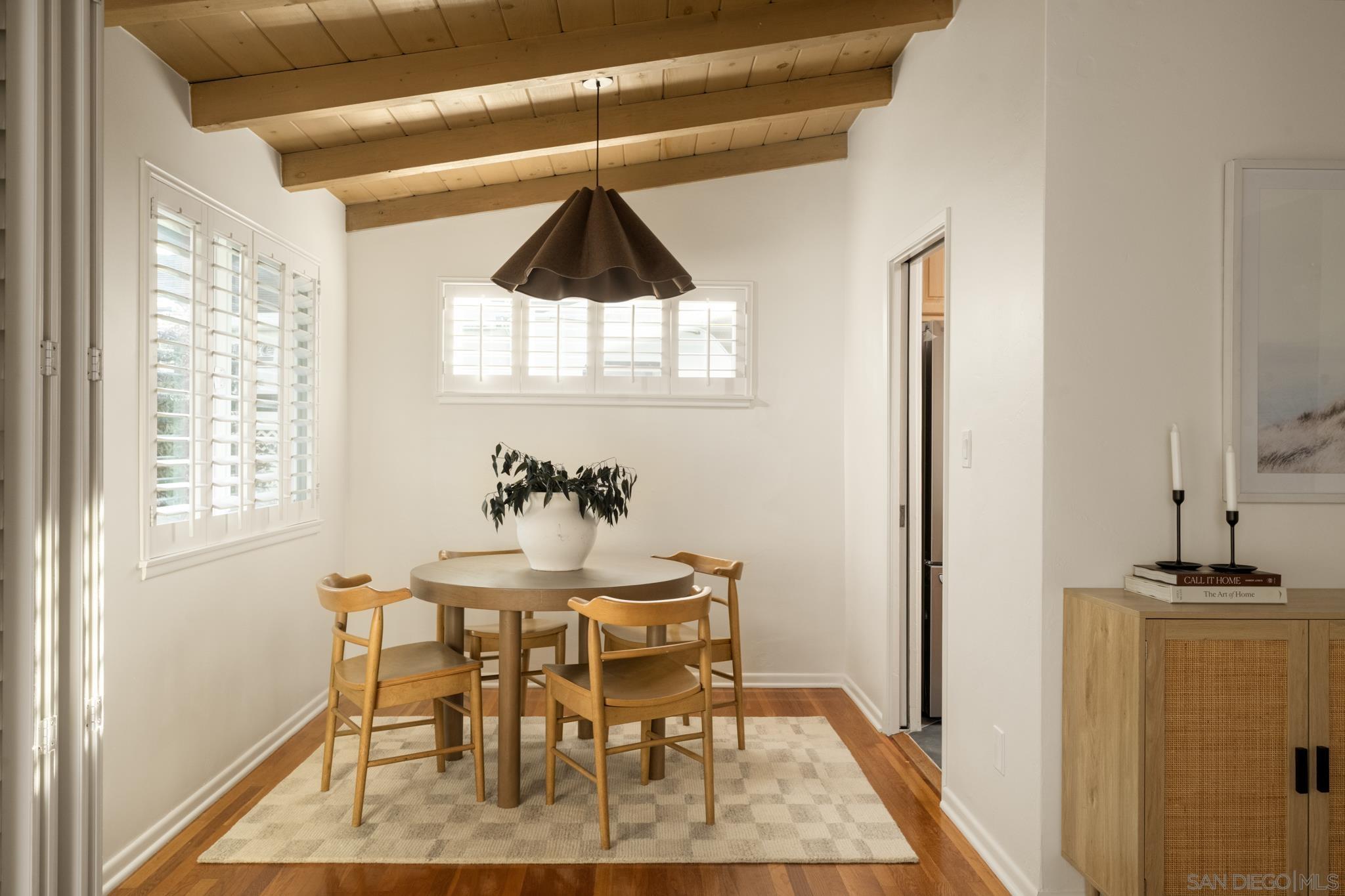 Detail Gallery Image 4 of 23 For 4993  February St, San Diego,  CA 92110 - 3 Beds | 2 Baths