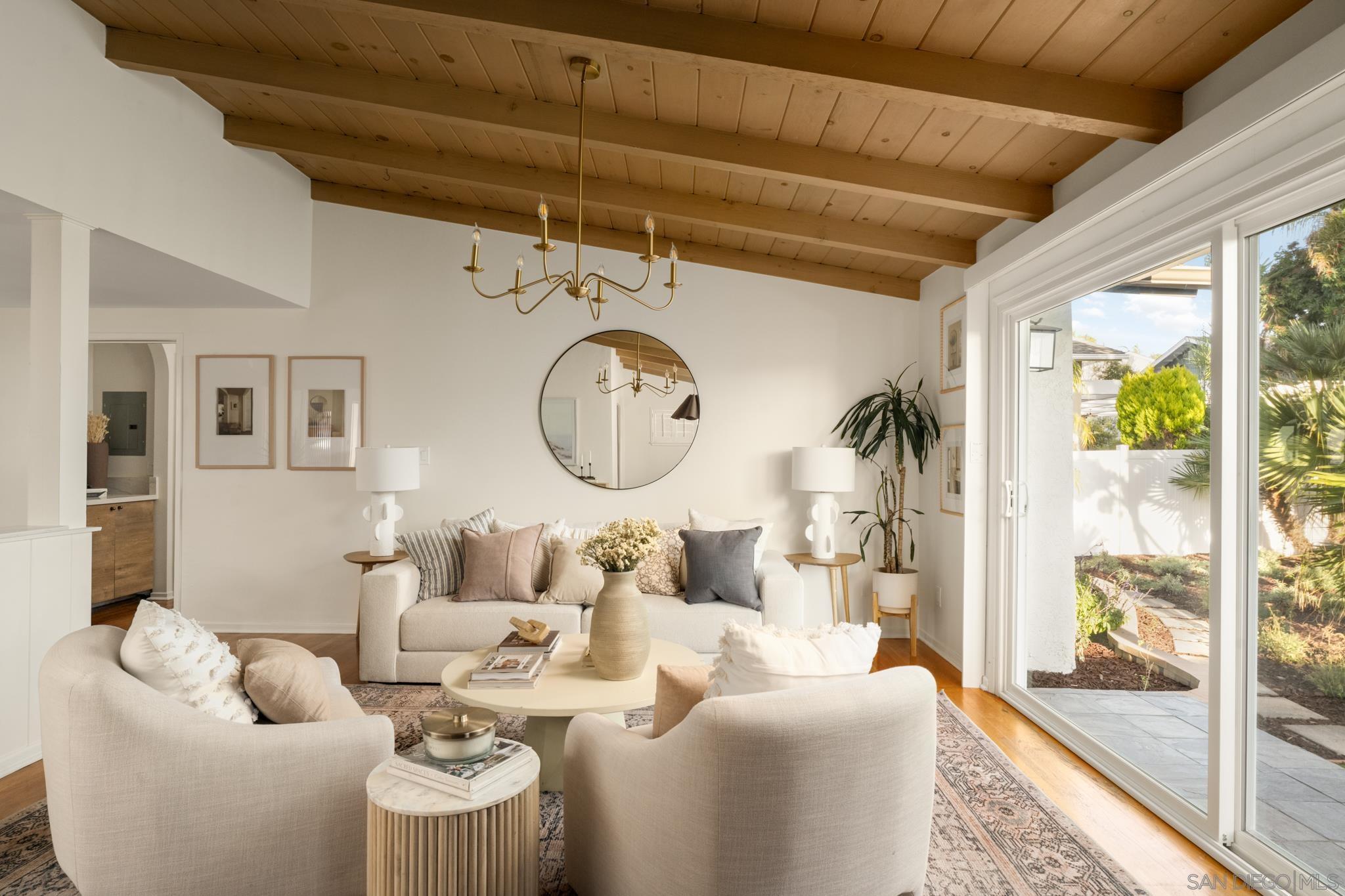 Detail Gallery Image 5 of 23 For 4993  February St, San Diego,  CA 92110 - 3 Beds | 2 Baths