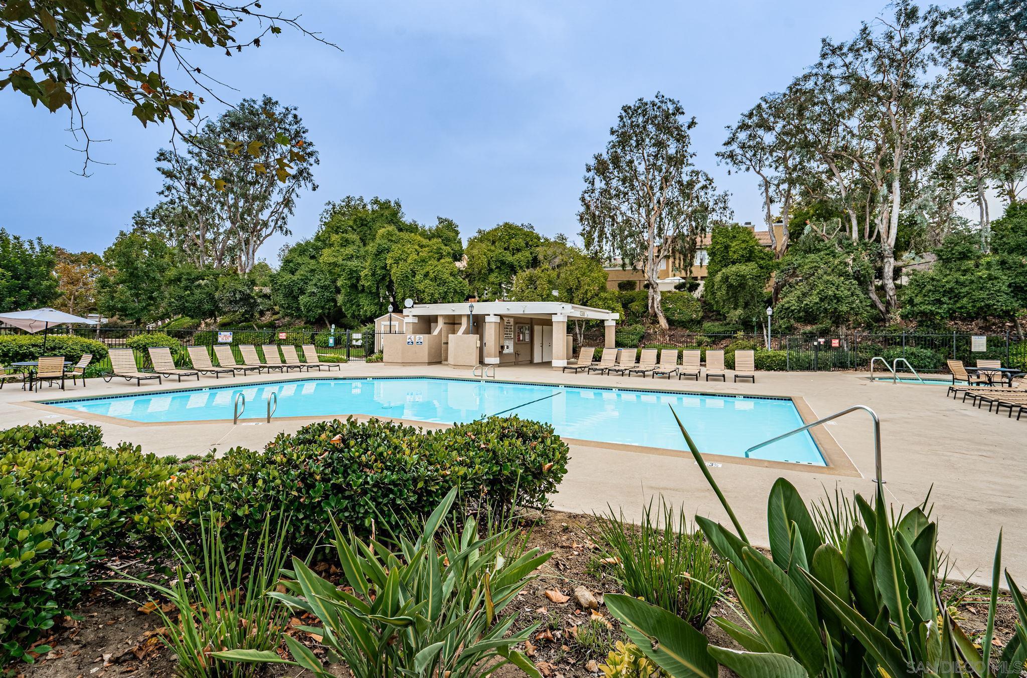 Detail Gallery Image 26 of 26 For 13675  Comuna Dr, Poway,  CA 92064 - 3 Beds | 3 Baths