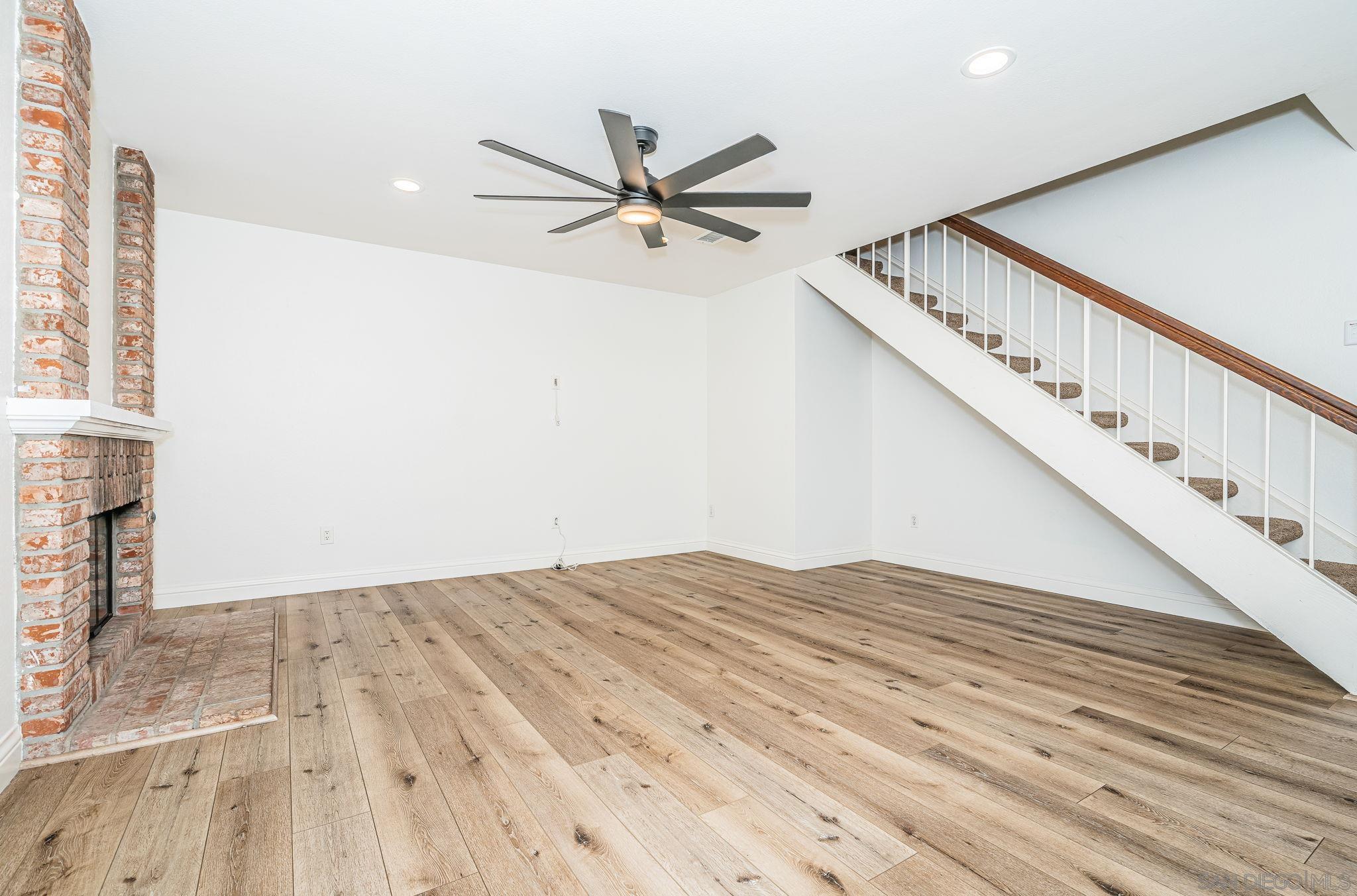 Detail Gallery Image 6 of 26 For 13675  Comuna Dr, Poway,  CA 92064 - 3 Beds | 3 Baths