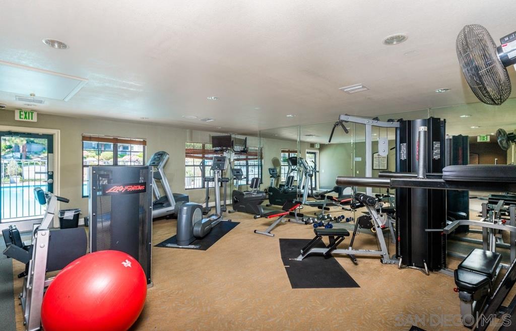 Detail Gallery Image 4 of 12 For 14990  Avenida Venusto  36, San Diego,  CA 92128 - 2 Beds | 1 Baths