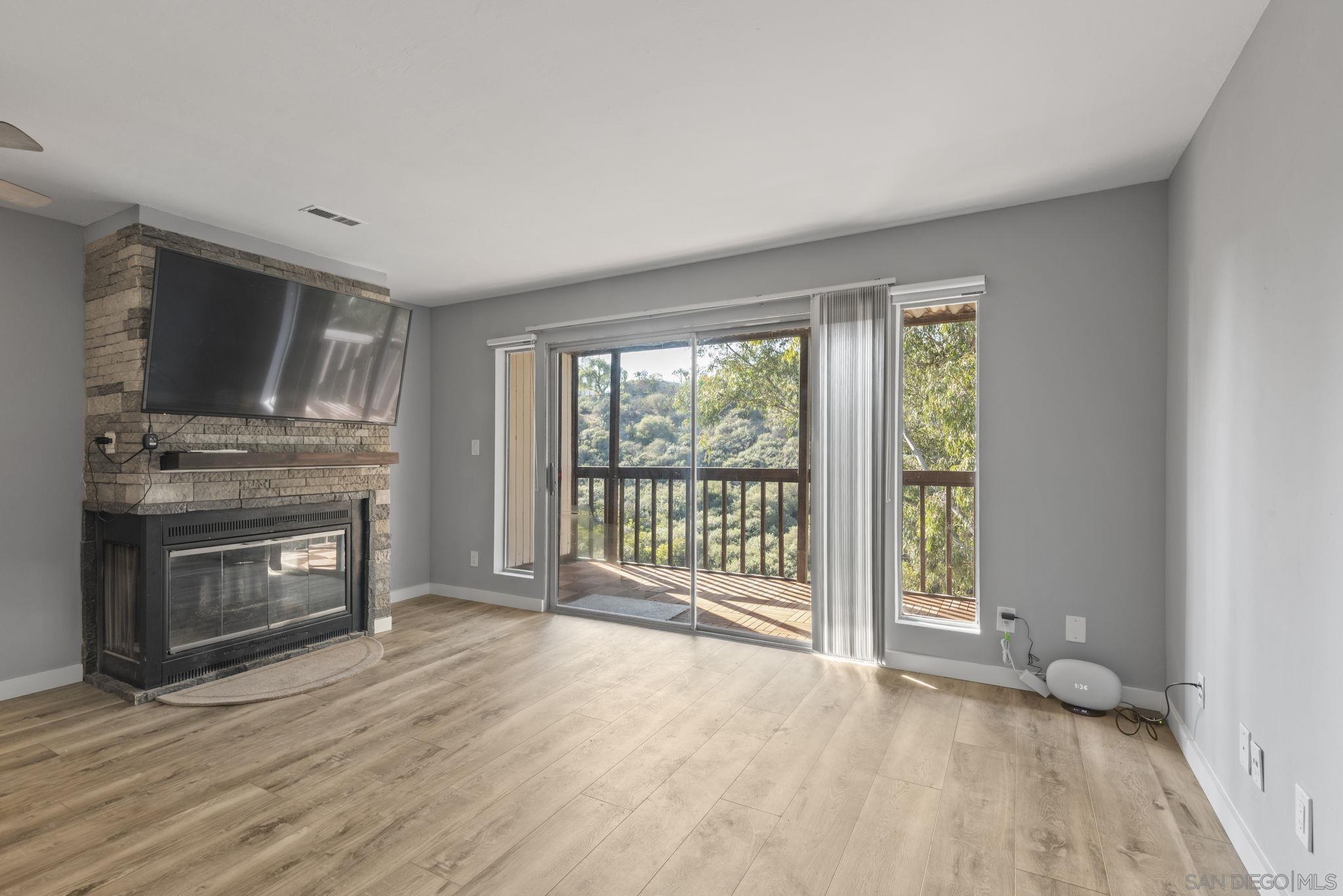 Detail Gallery Image 3 of 35 For 2618  46th St, San Diego,  CA 92105 - 3 Beds | 2 Baths