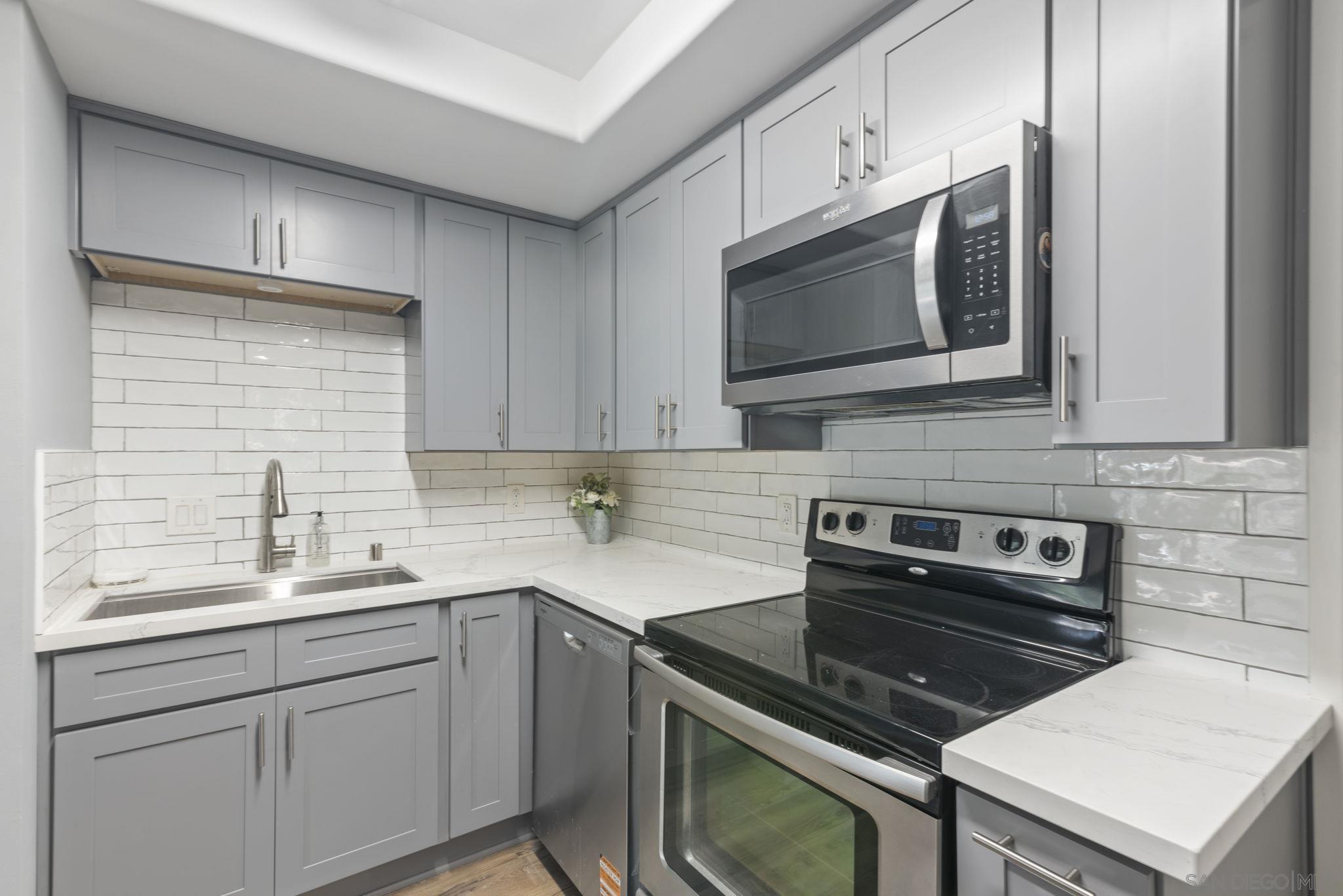 Detail Gallery Image 8 of 35 For 2618  46th St, San Diego,  CA 92105 - 3 Beds | 2 Baths