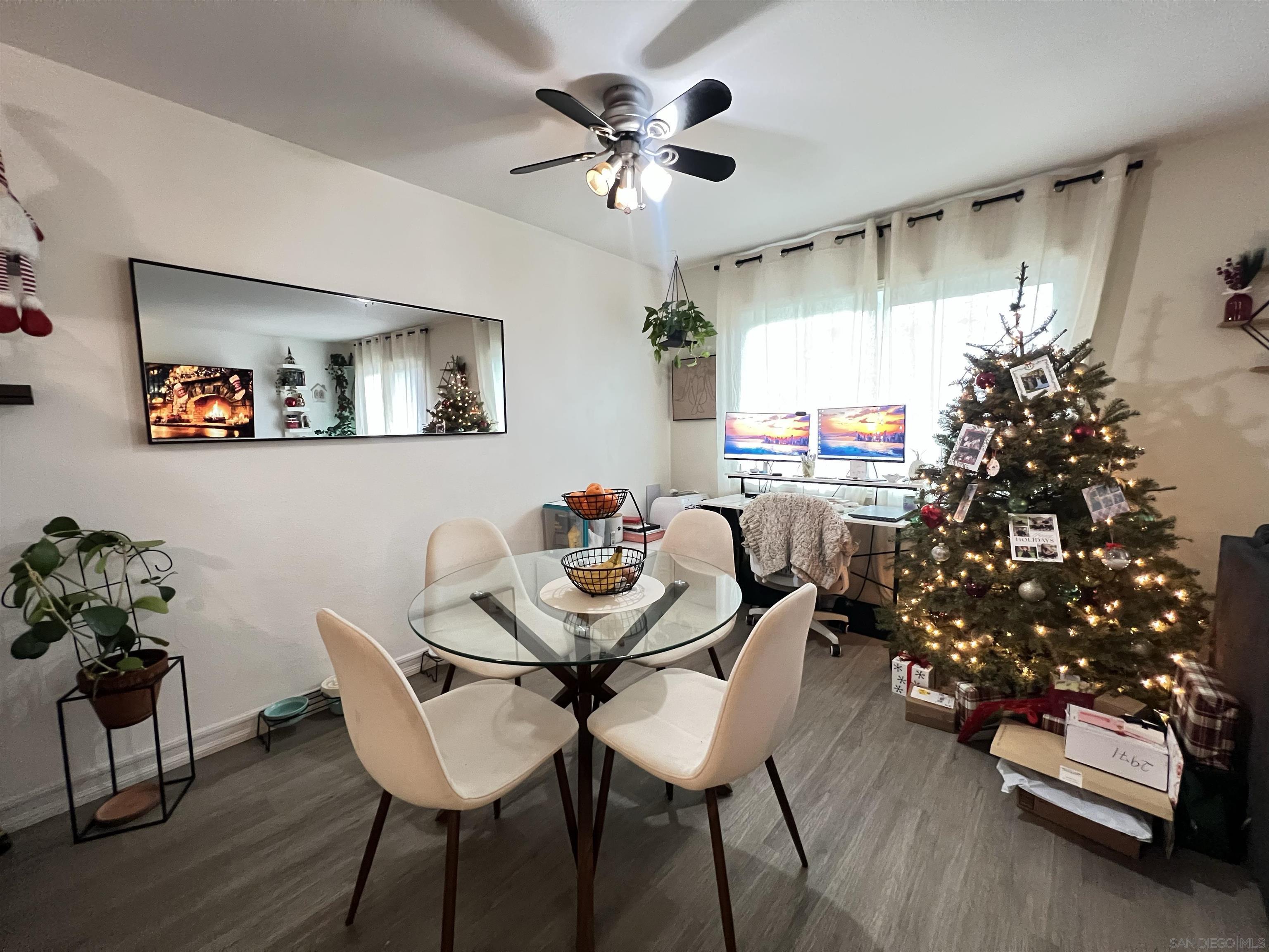 Detail Gallery Image 4 of 17 For 2971  Cowley Way  82, San Diego,  CA 92117 - 2 Beds | 1/1 Baths