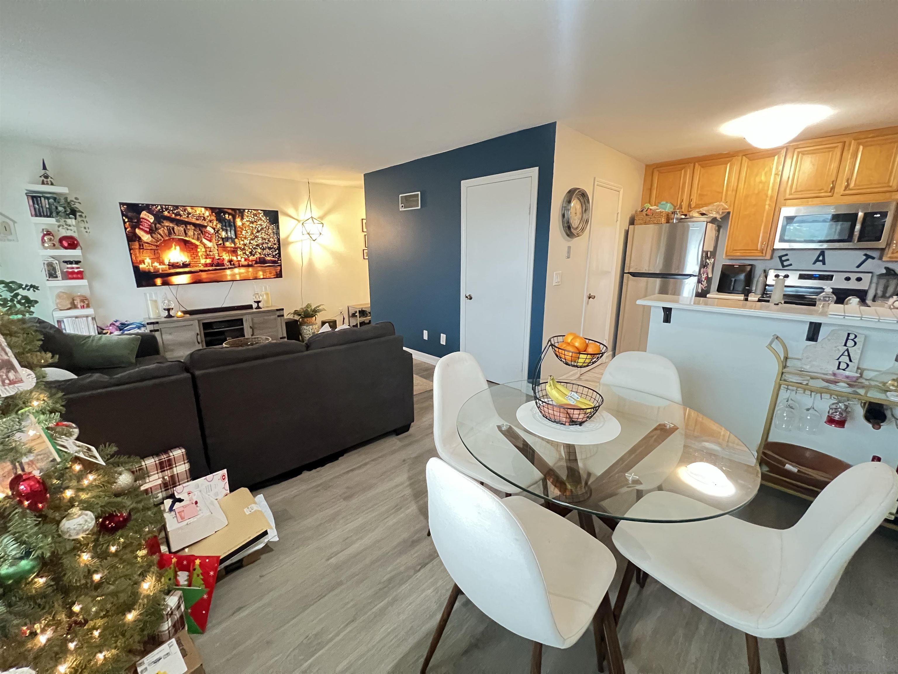 Detail Gallery Image 10 of 17 For 2971  Cowley Way  82, San Diego,  CA 92117 - 2 Beds | 1/1 Baths