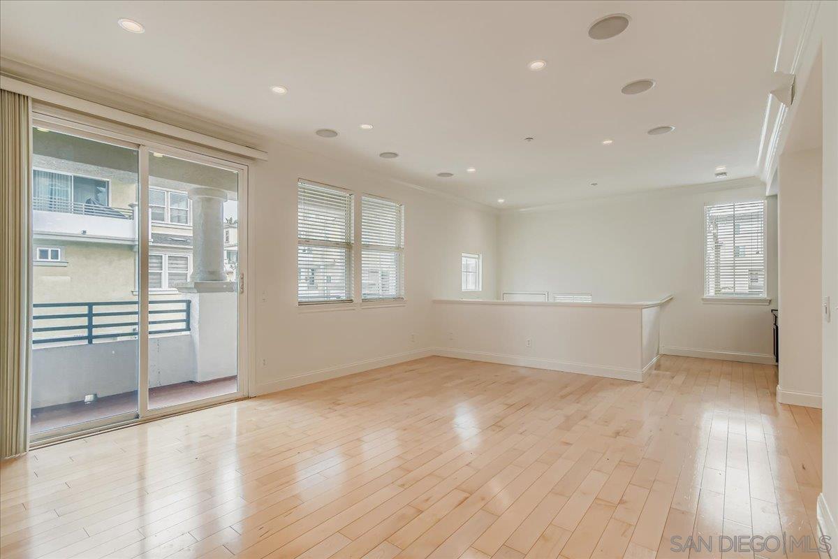 Detail Gallery Image 2 of 36 For 8836  Promenade North Pl, San Diego,  CA 92123 - 3 Beds | 2 Baths