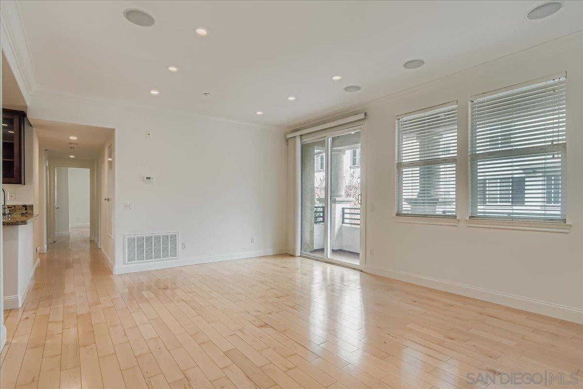 Detail Gallery Image 3 of 36 For 8836  Promenade North Pl, San Diego,  CA 92123 - 3 Beds | 2 Baths