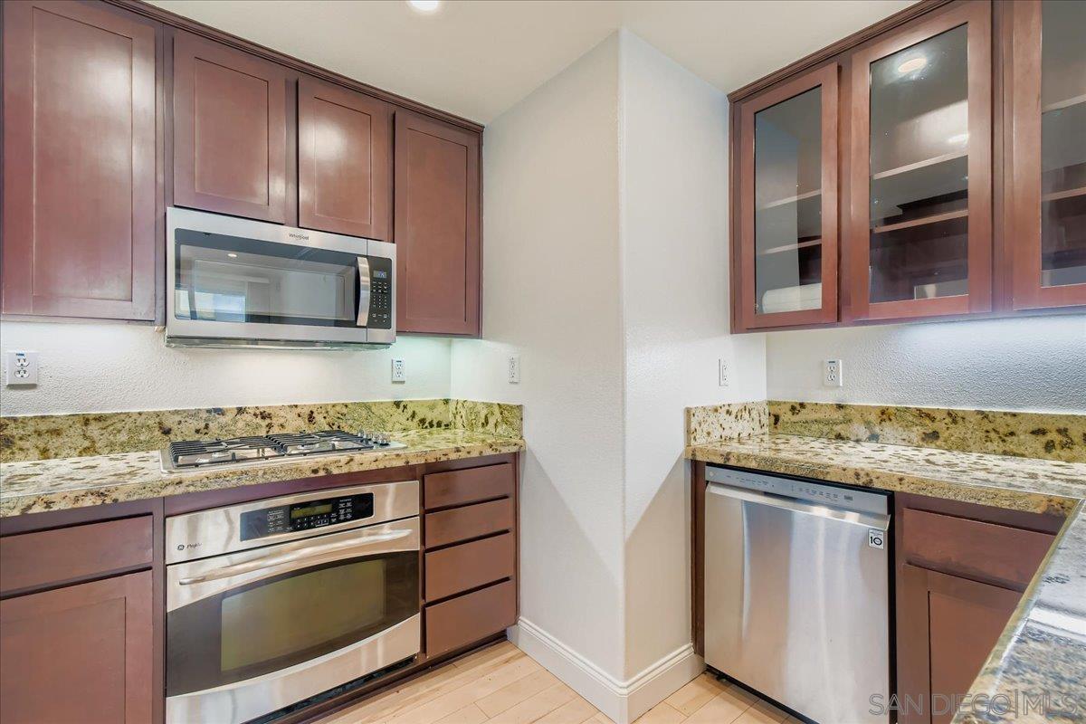 Detail Gallery Image 6 of 36 For 8836  Promenade North Pl, San Diego,  CA 92123 - 3 Beds | 2 Baths